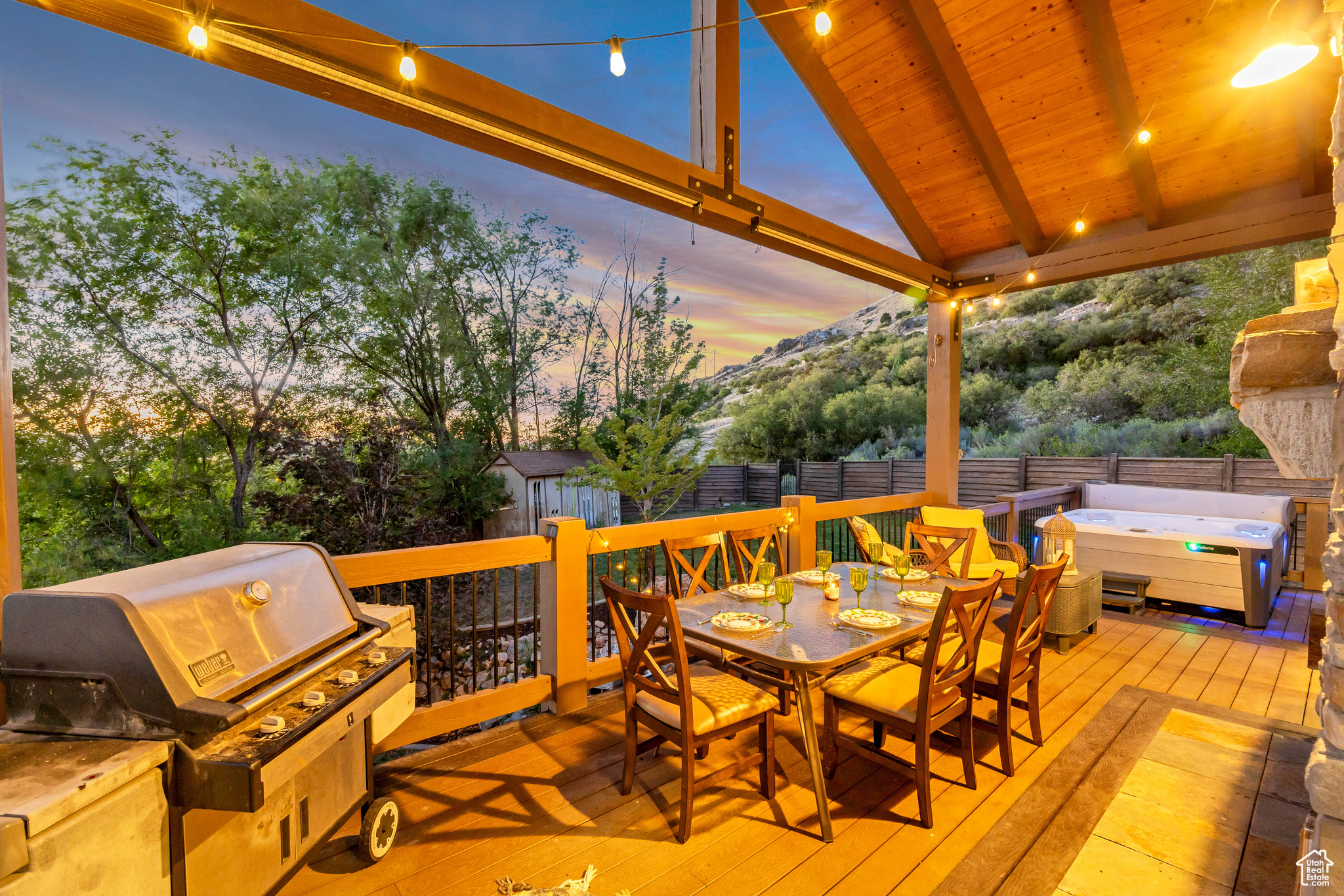 SHERIDAN HILLS - Residential