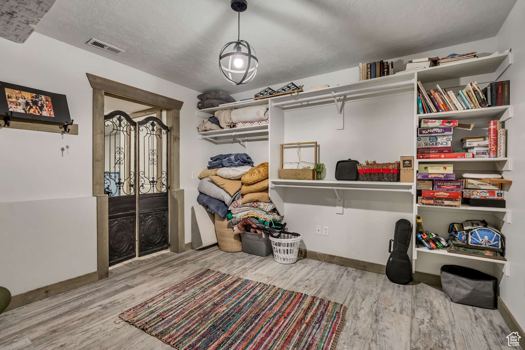 SHERIDAN HILLS - Residential