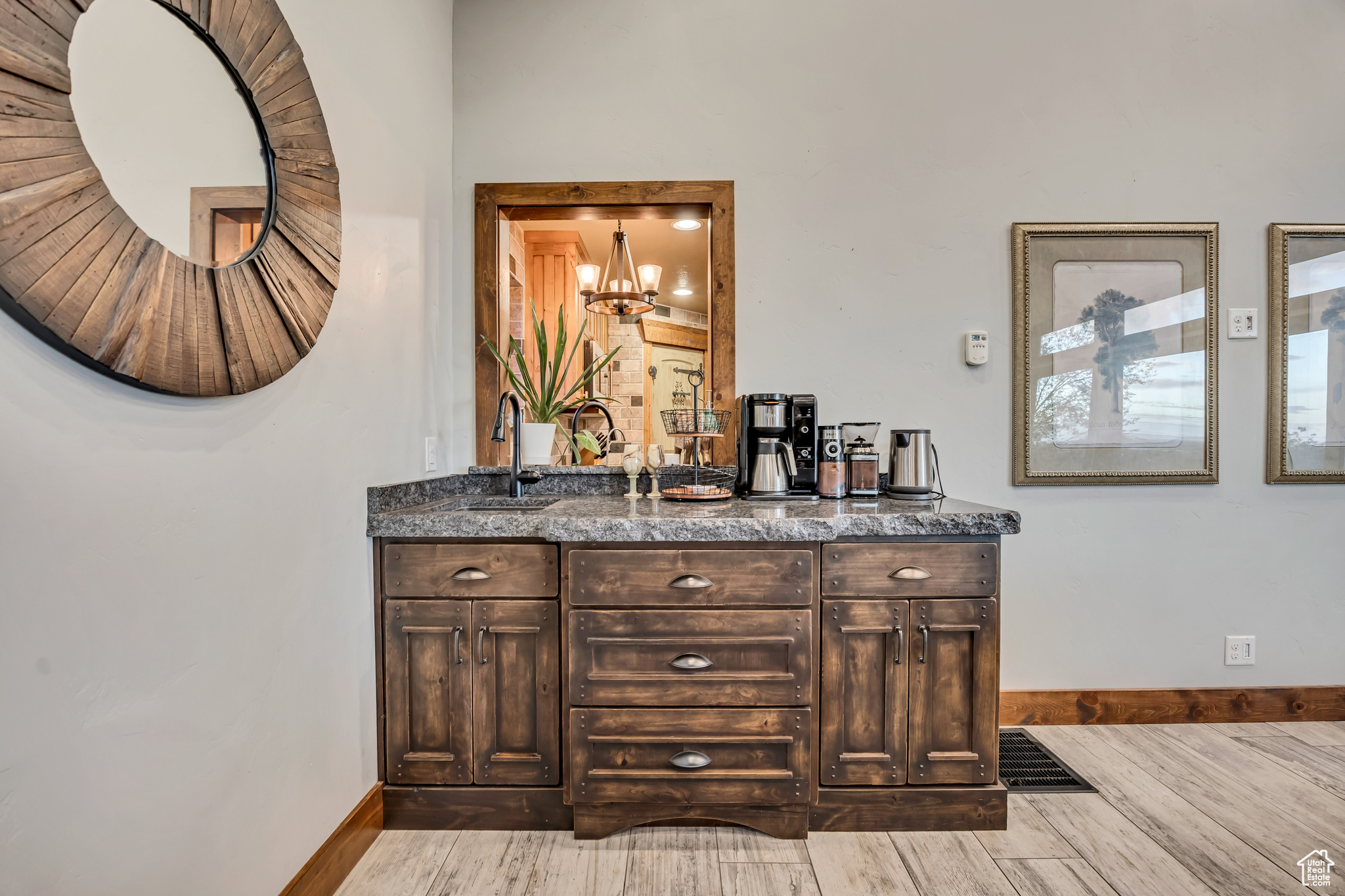 SHERIDAN HILLS - Residential