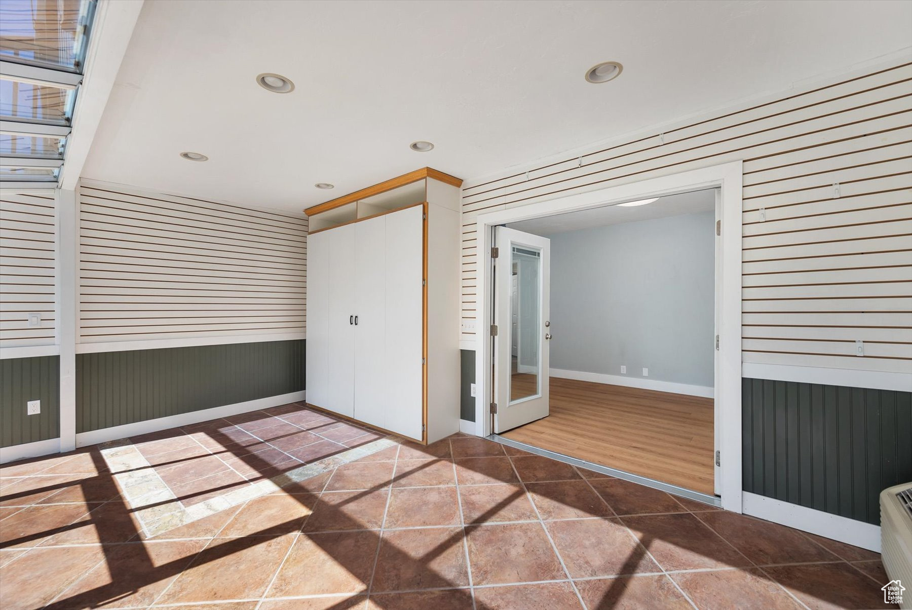 MILLCREEK COURT - Residential