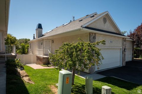 Tiny photo for 1818 E 3900 S, Holladay, UT 84124 (MLS # 2114153)