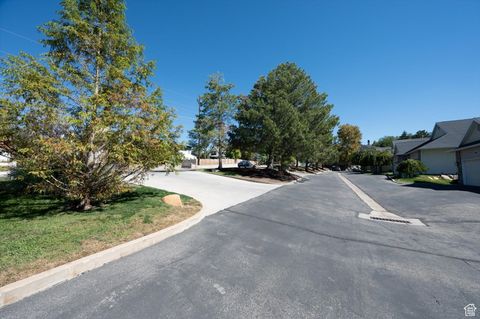 Tiny photo for 1818 E 3900 S, Holladay, UT 84124 (MLS # 2114153)