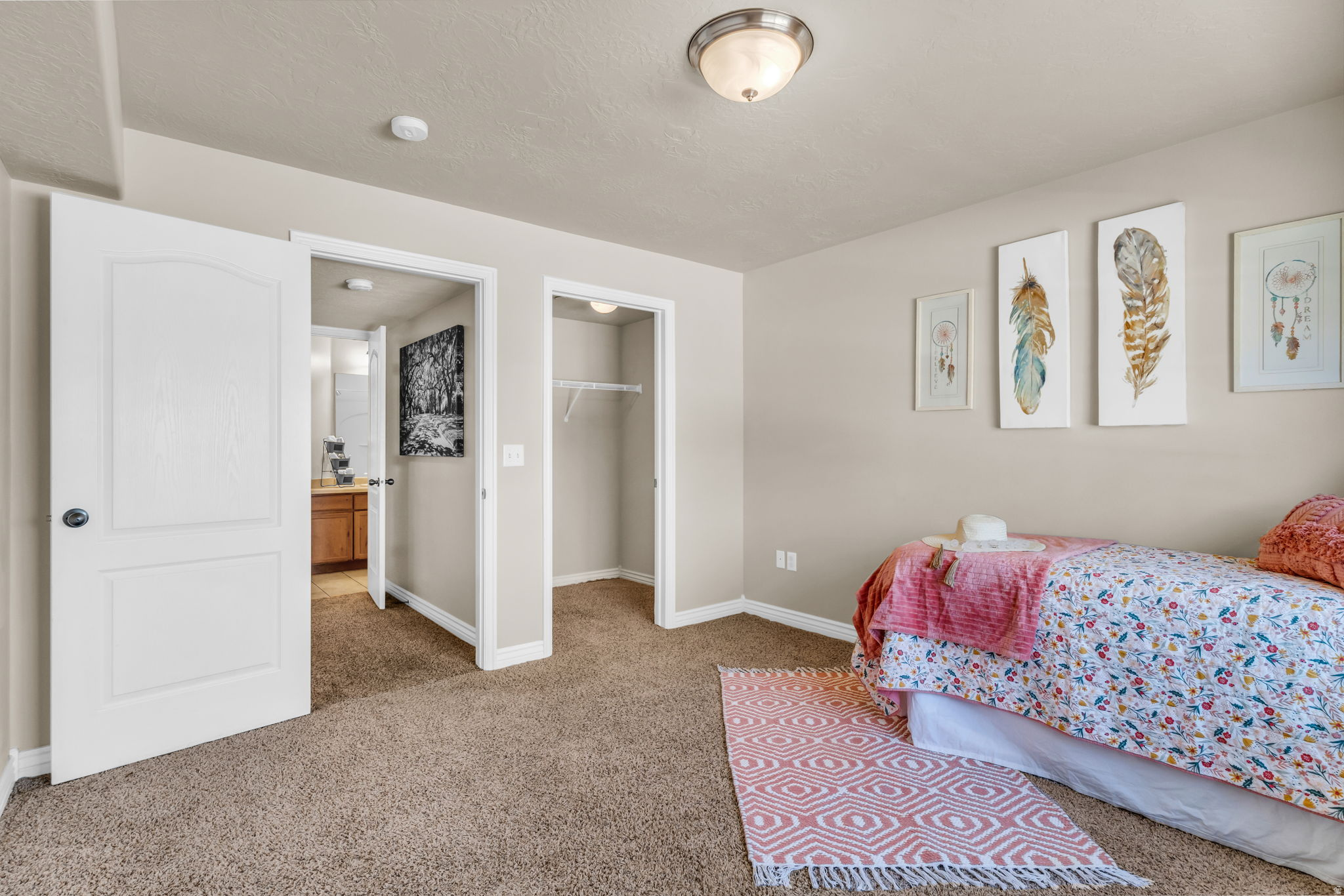 CAMBRIA - Residential