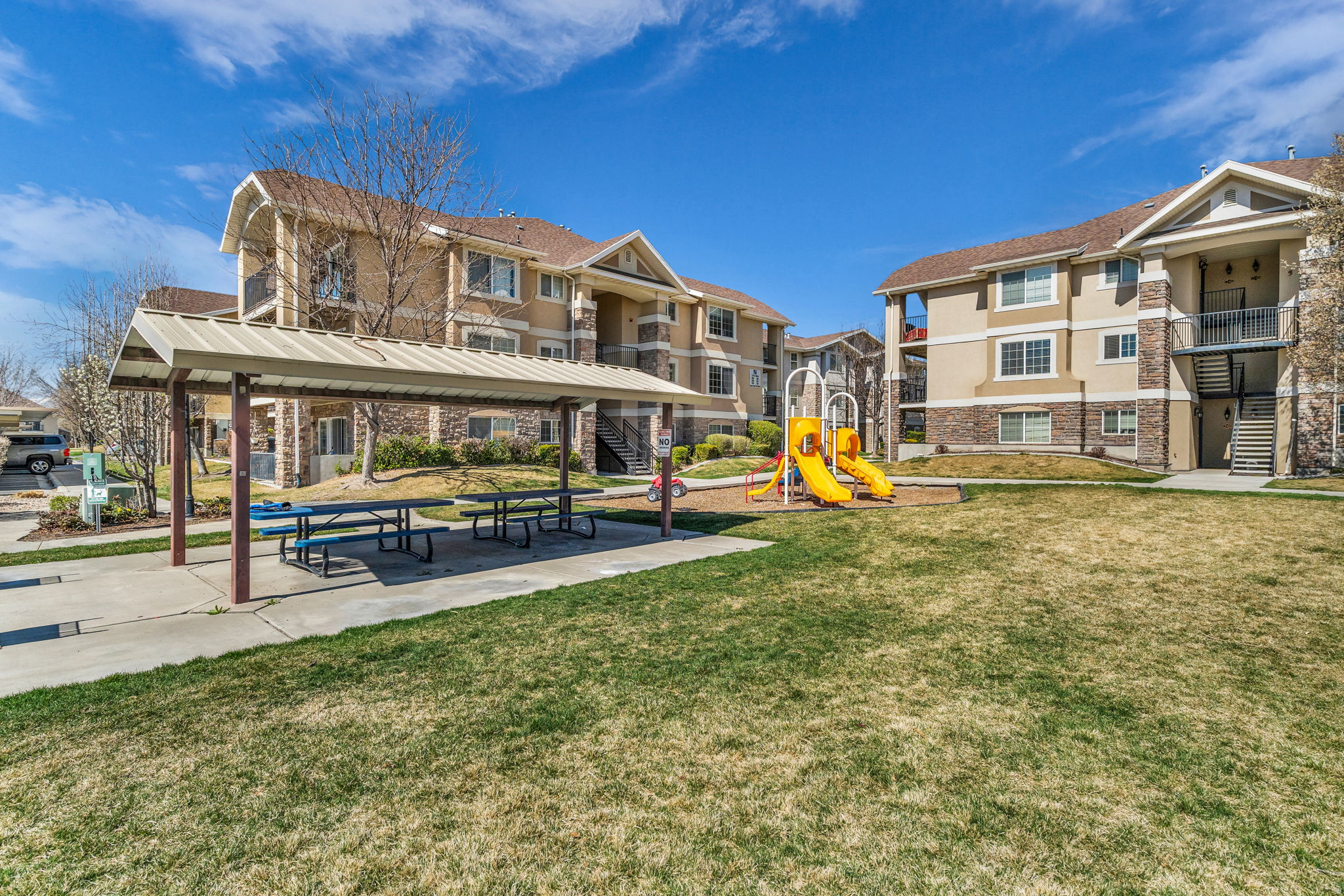 CAMBRIA - Residential