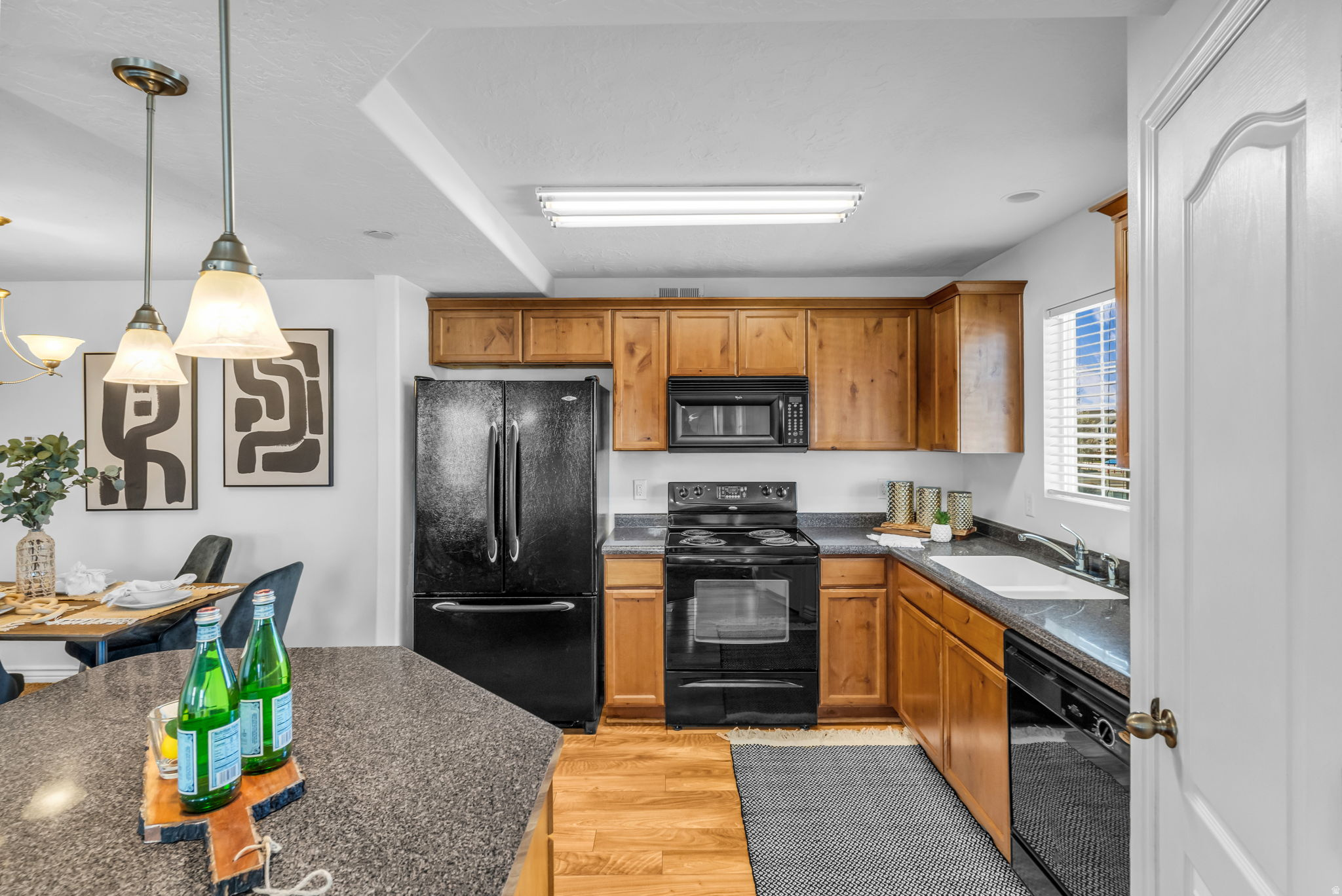 CAMBRIA - Residential