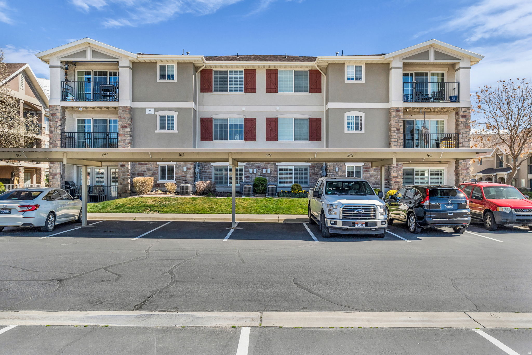 CAMBRIA - Residential