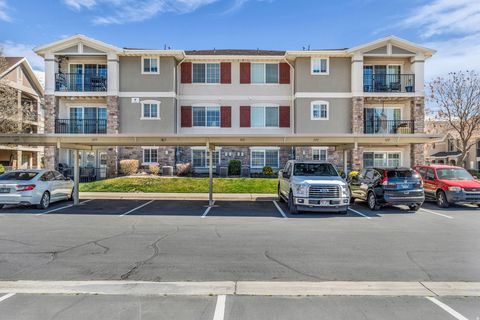 Photo of 1136 W SPENCER RD #Y203, Pleasant Grove, UT 84062 (MLS # 2145005)