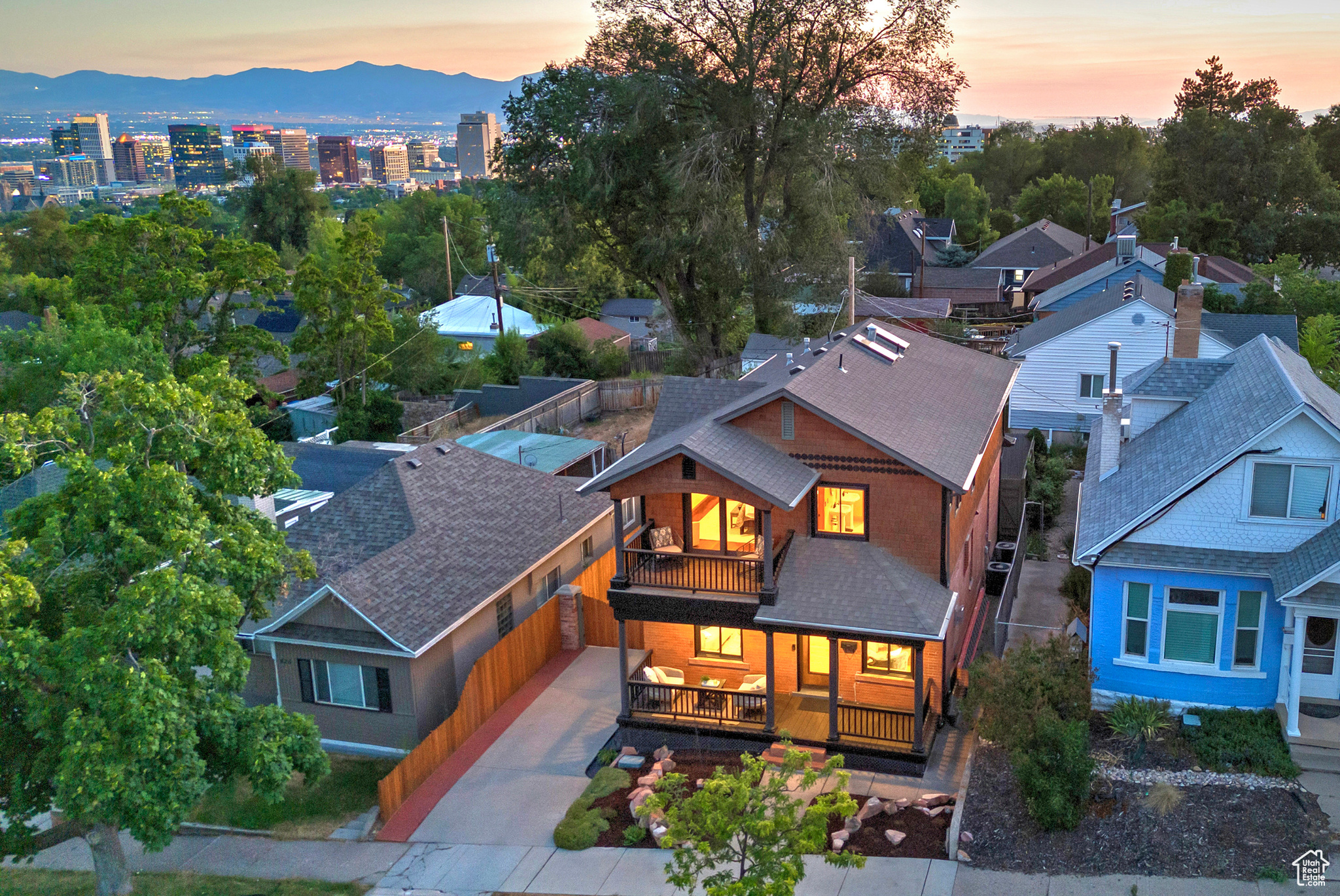 Salt Lake City, Utah 84103, United States, 3 Bedrooms Bedrooms, ,3 BathroomsBathrooms,Residential,Active,169384