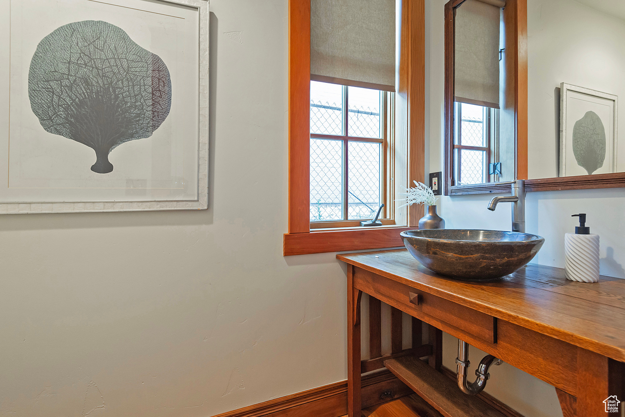 Salt Lake City, Utah 84103, United States, 3 Bedrooms Bedrooms, ,3 BathroomsBathrooms,Residential,Active,169384