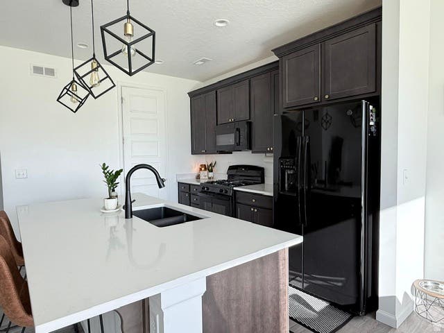 Photo of 5418 N SOLO ST, Eagle Mountain, UT 84005 (MLS # 2177427)