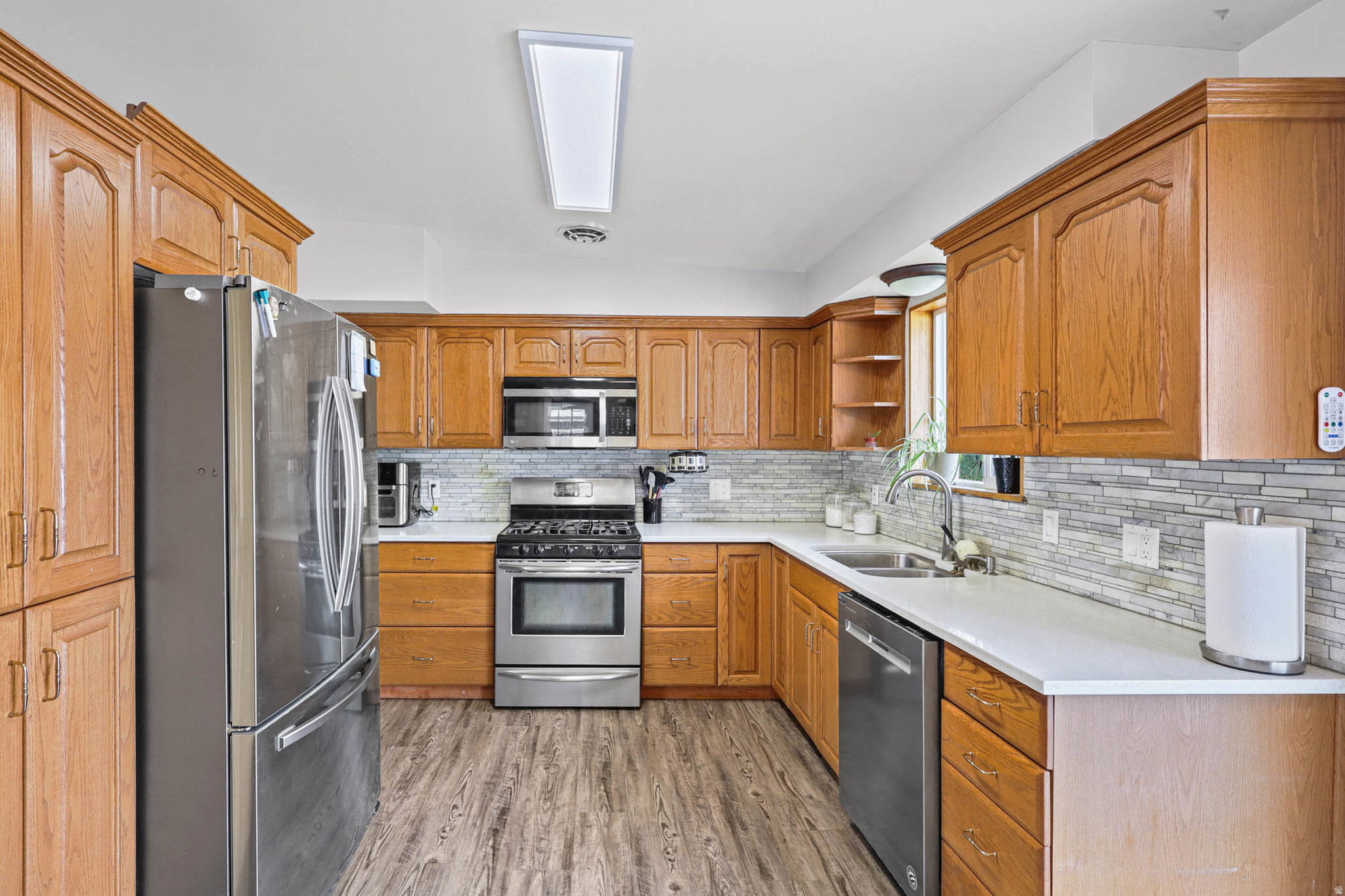 MAPLE GLEN - Residential