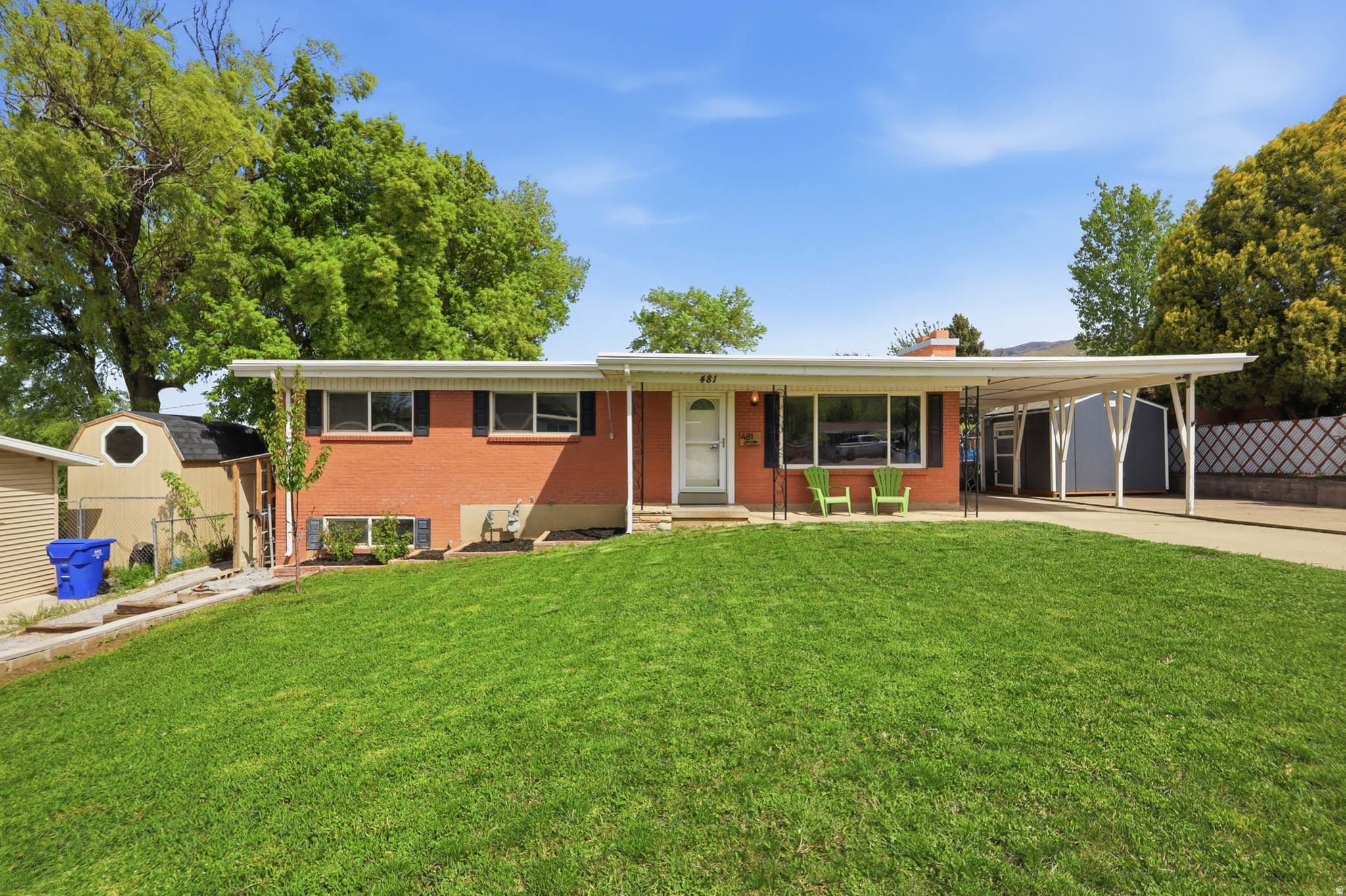 MAPLE GLEN - Residential