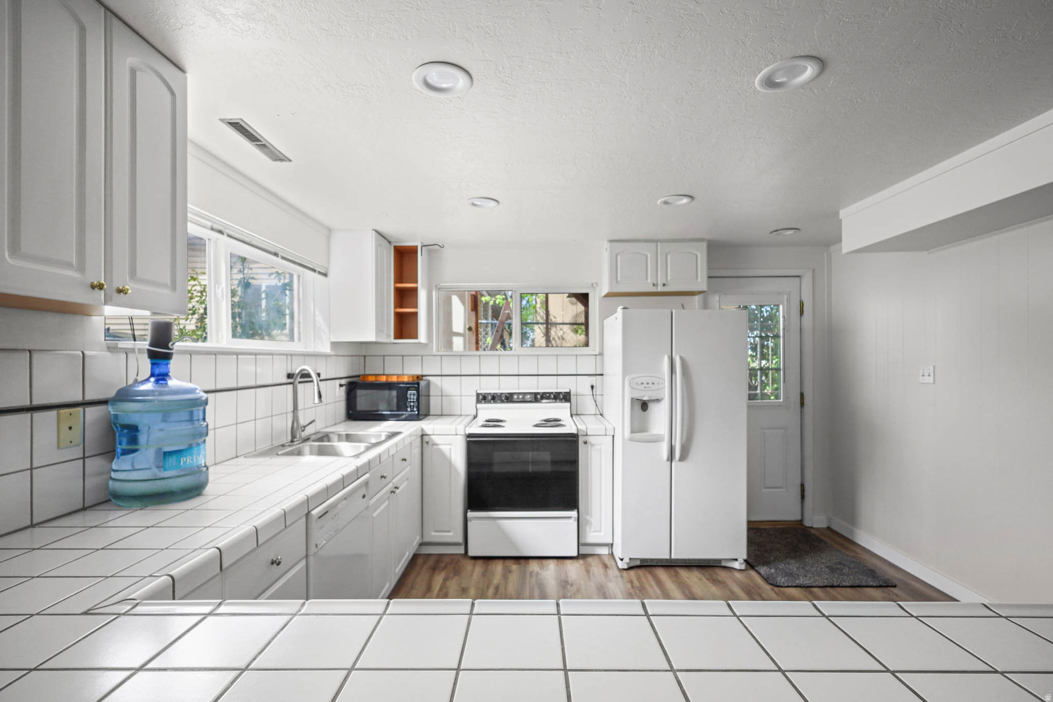 MAPLE GLEN - Residential