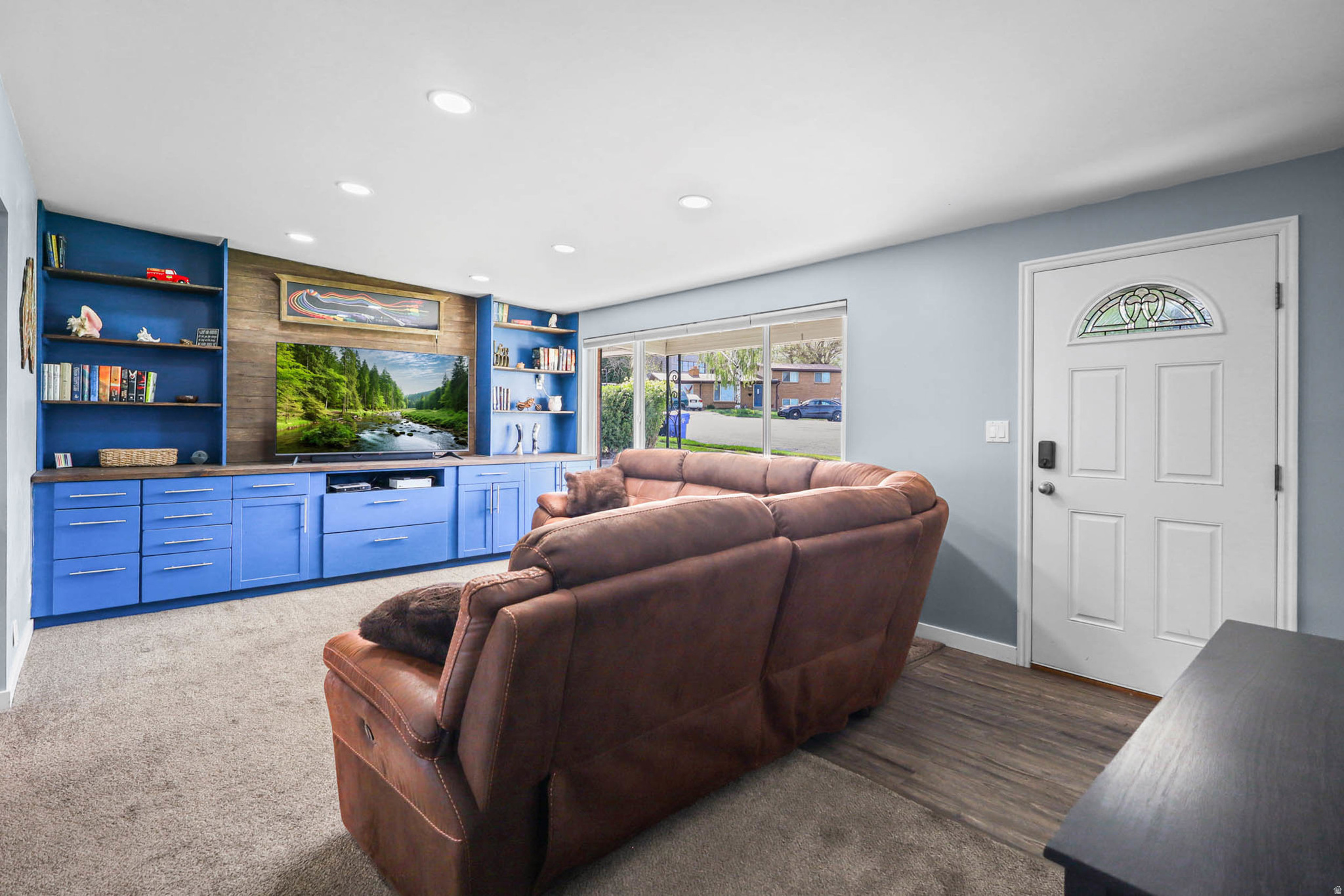 MAPLE GLEN - Residential