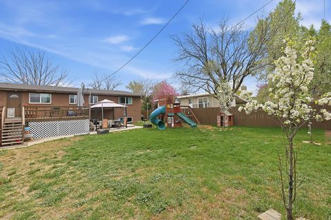 Tiny photo for 5844 S 920 E, Murray, UT 84121 (MLS # 2148093)
