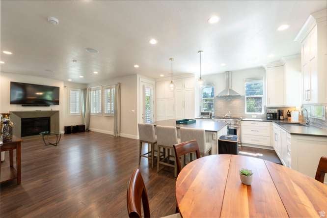 Photo of 2274 E 4160 S, Holladay, UT 84124 (MLS # 2183955)