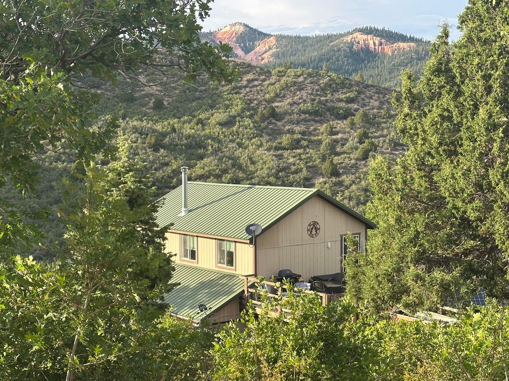 Photo of 1700 S PHANTOM DR #163, Kanab, UT 84741 (MLS # 2150192)