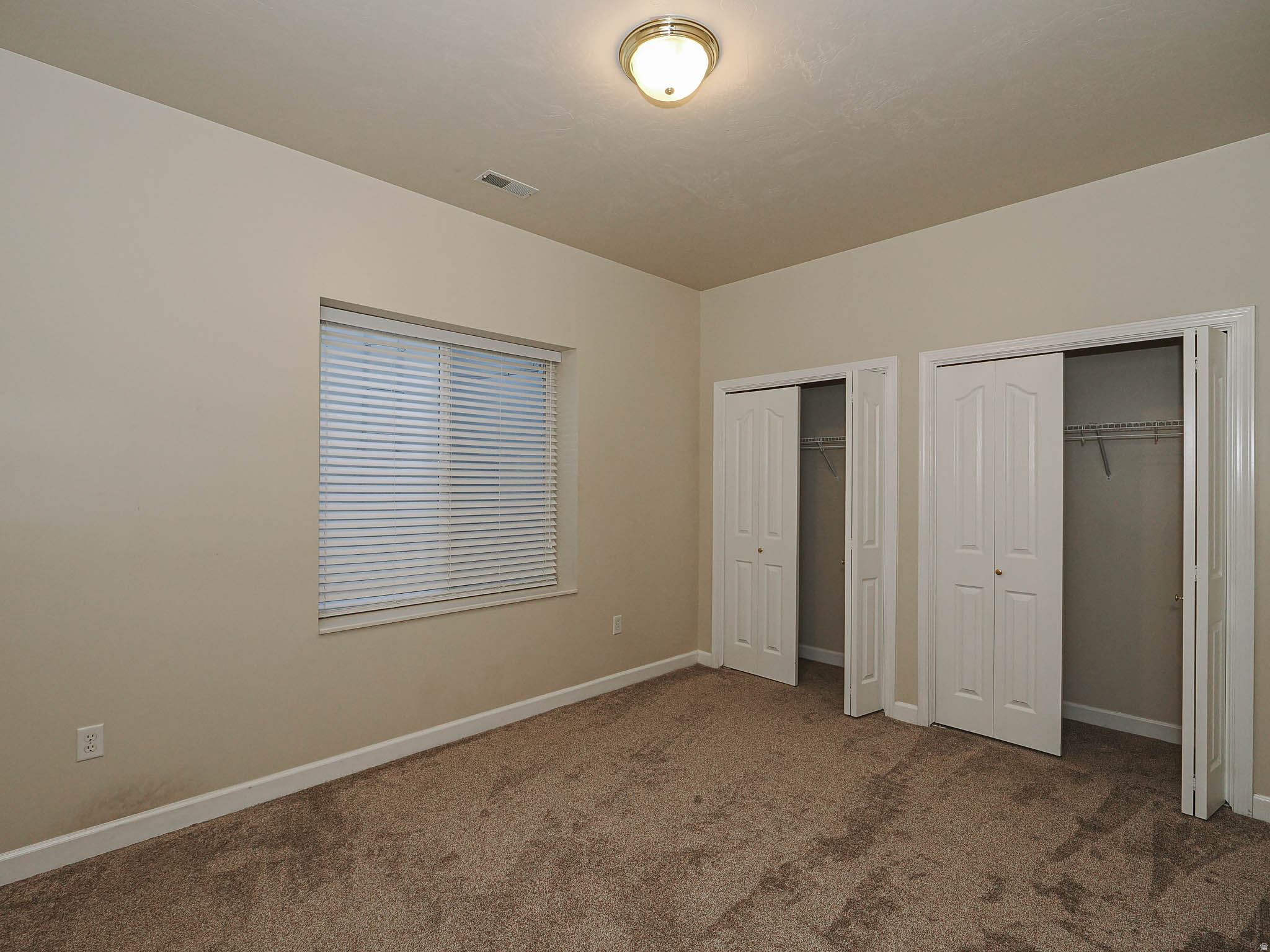 REUNION VILLAGE - Residential