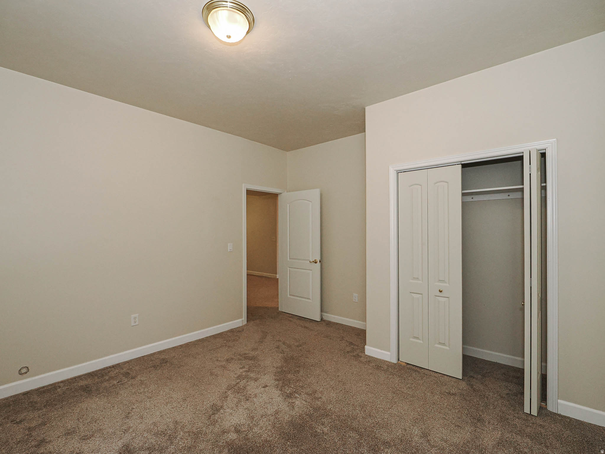 REUNION VILLAGE - Residential