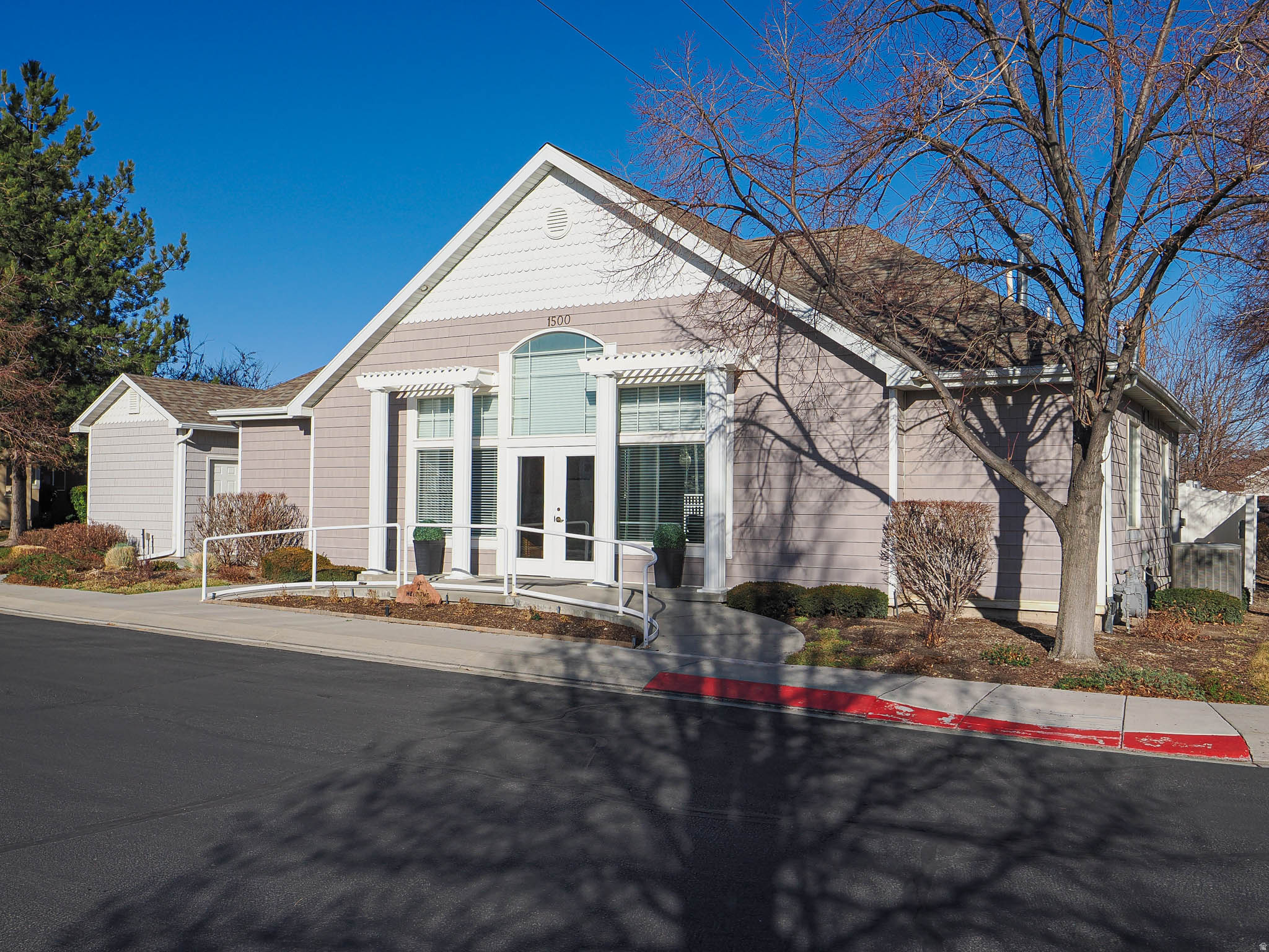 REUNION VILLAGE - Residential