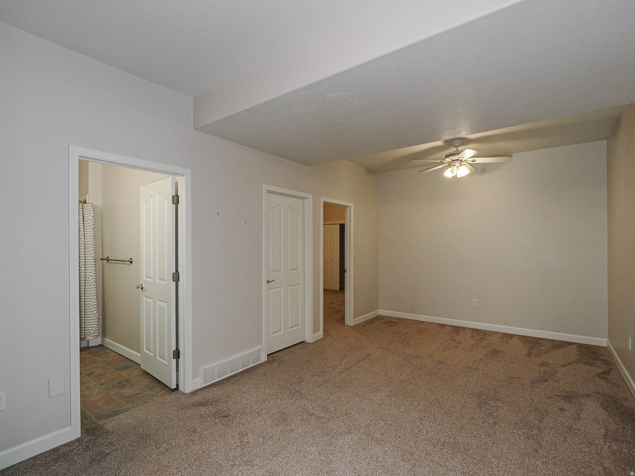 REUNION VILLAGE - Residential