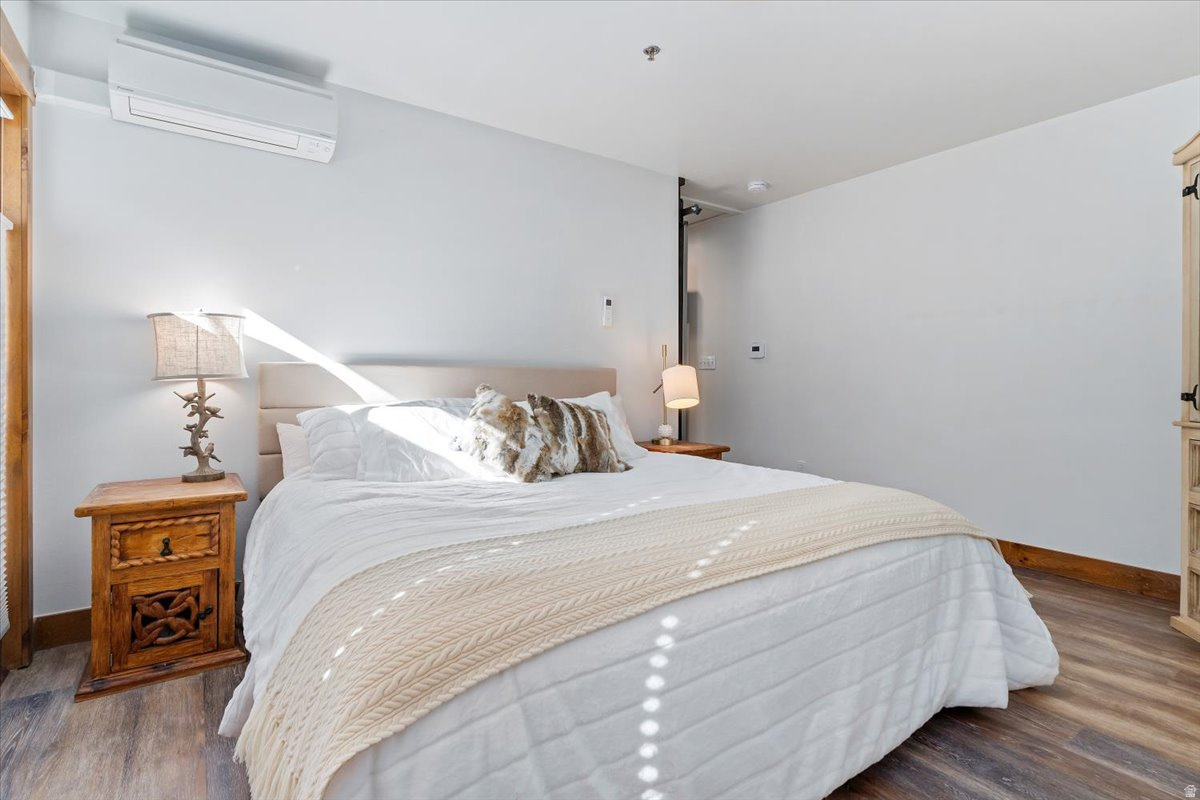 SETTLERS RIDGE CONDO - Residential