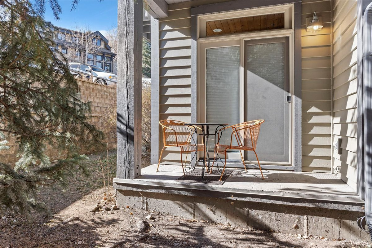 SETTLERS RIDGE CONDO - Residential