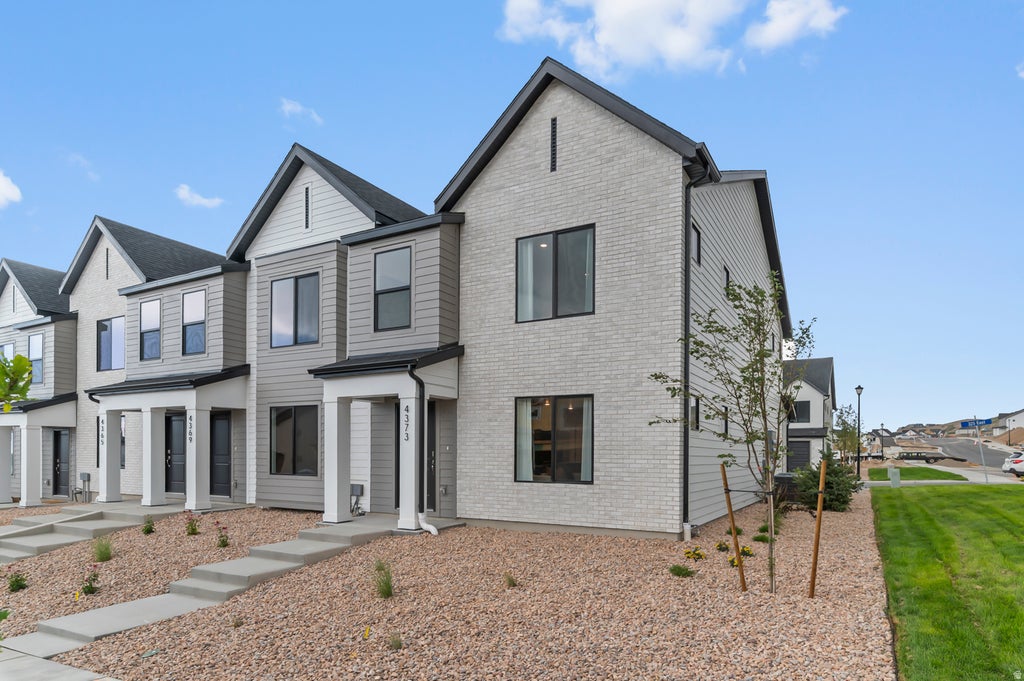 Photo of 4292 N GAIRLOCH LN #1445, Lehi, UT 84048 (MLS # 2186408)