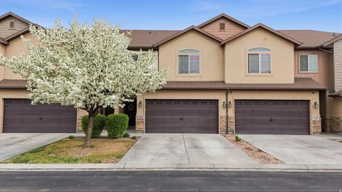 Photo of 1822 W 795 S #222, Orem, UT 84059 (MLS # 2147782)