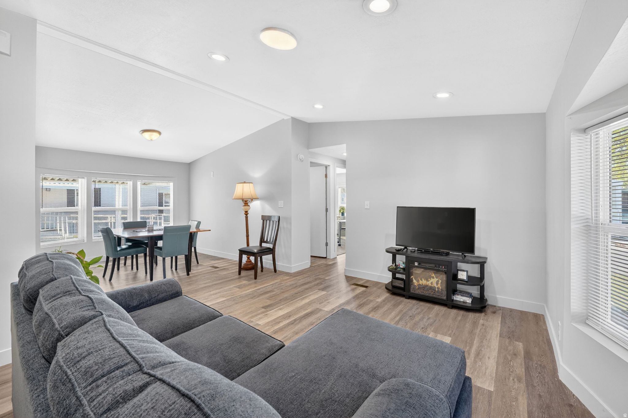 MONTE VISTA - Residential