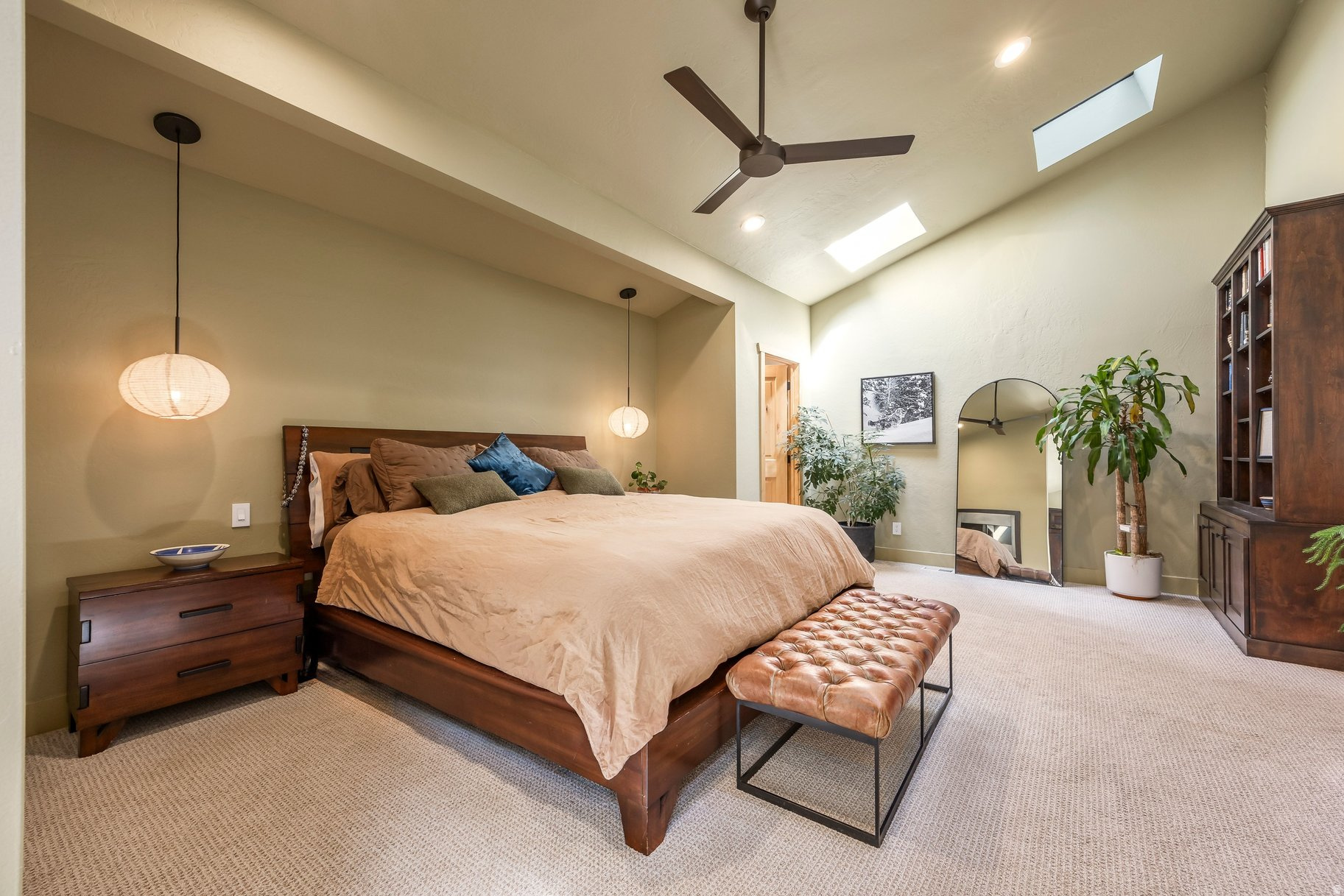 PARK MEADOWS - Residential