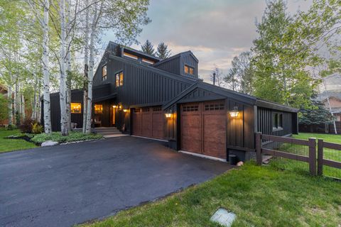 Photo of 2126 TWILIGHT CT, Park City, UT 84060 (MLS # 2089205)