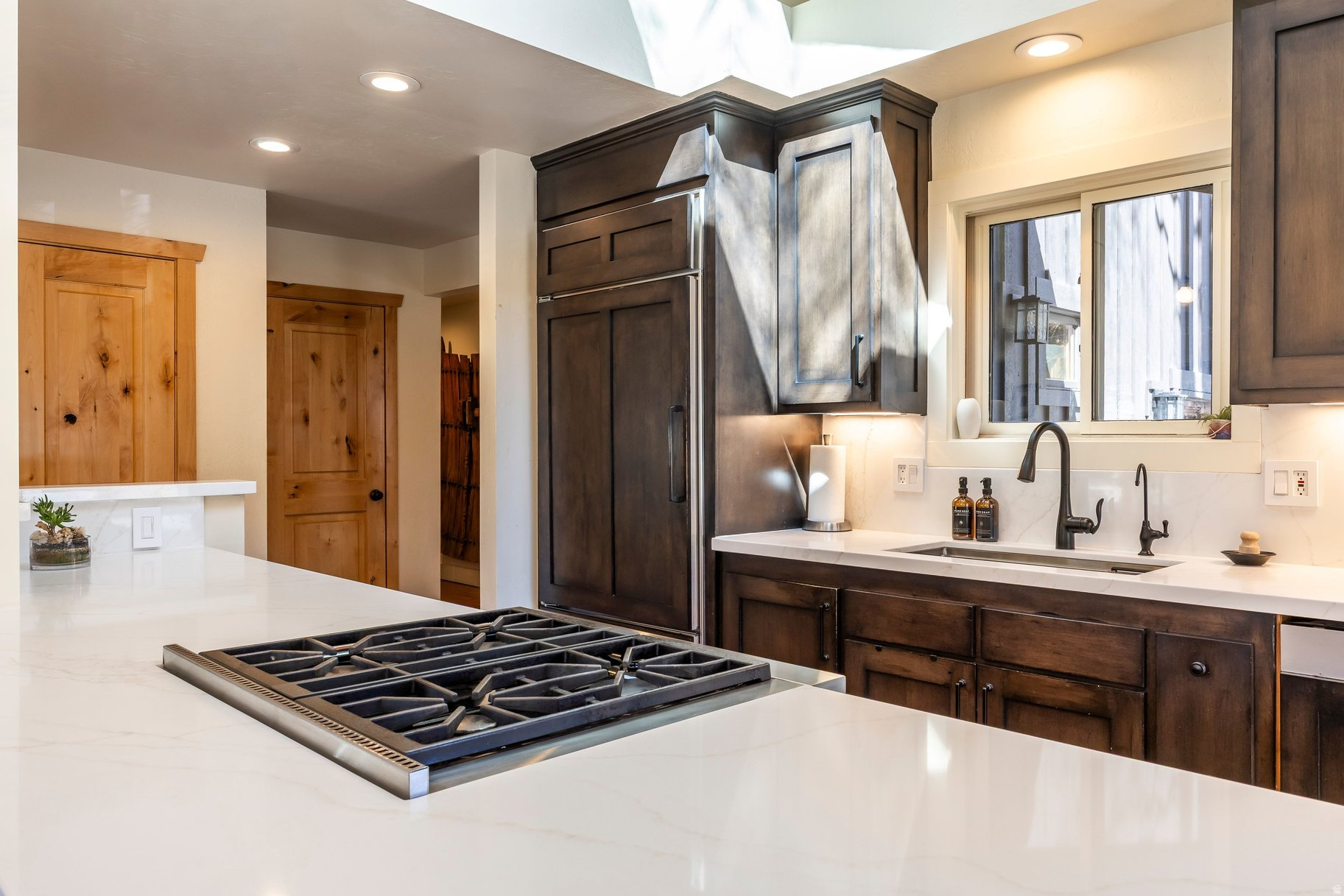 PARK MEADOWS - Residential