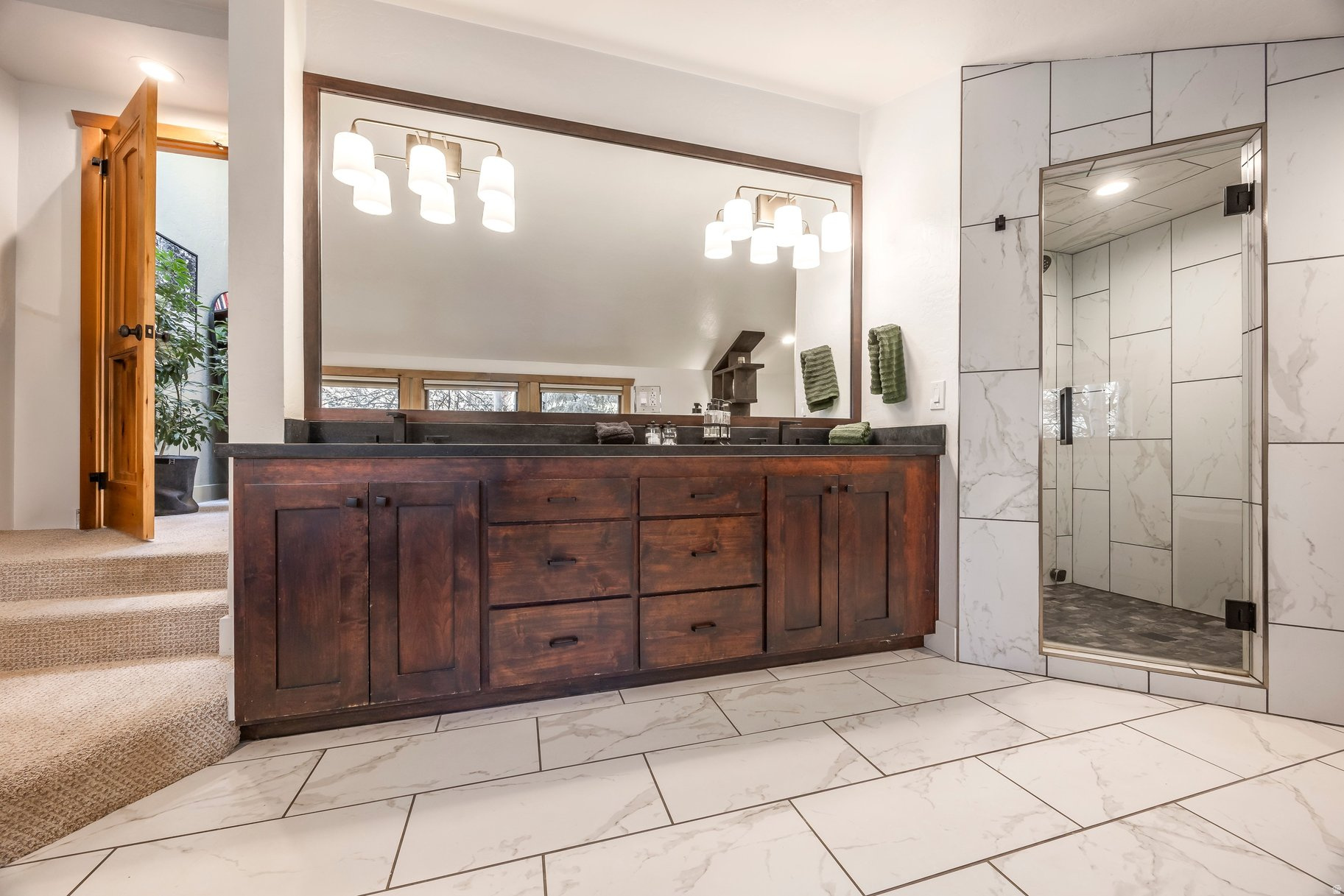 PARK MEADOWS - Residential