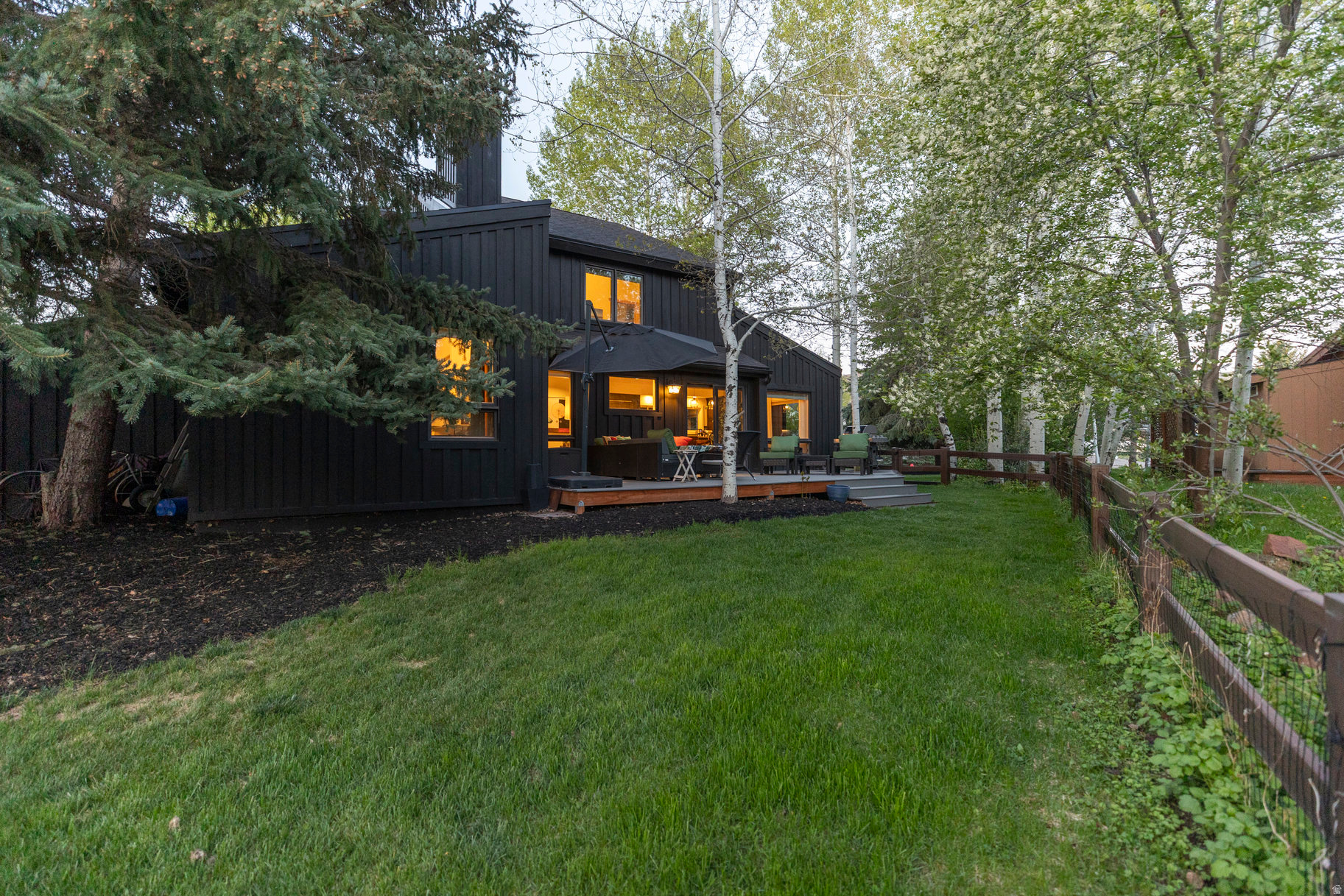 PARK MEADOWS - Residential