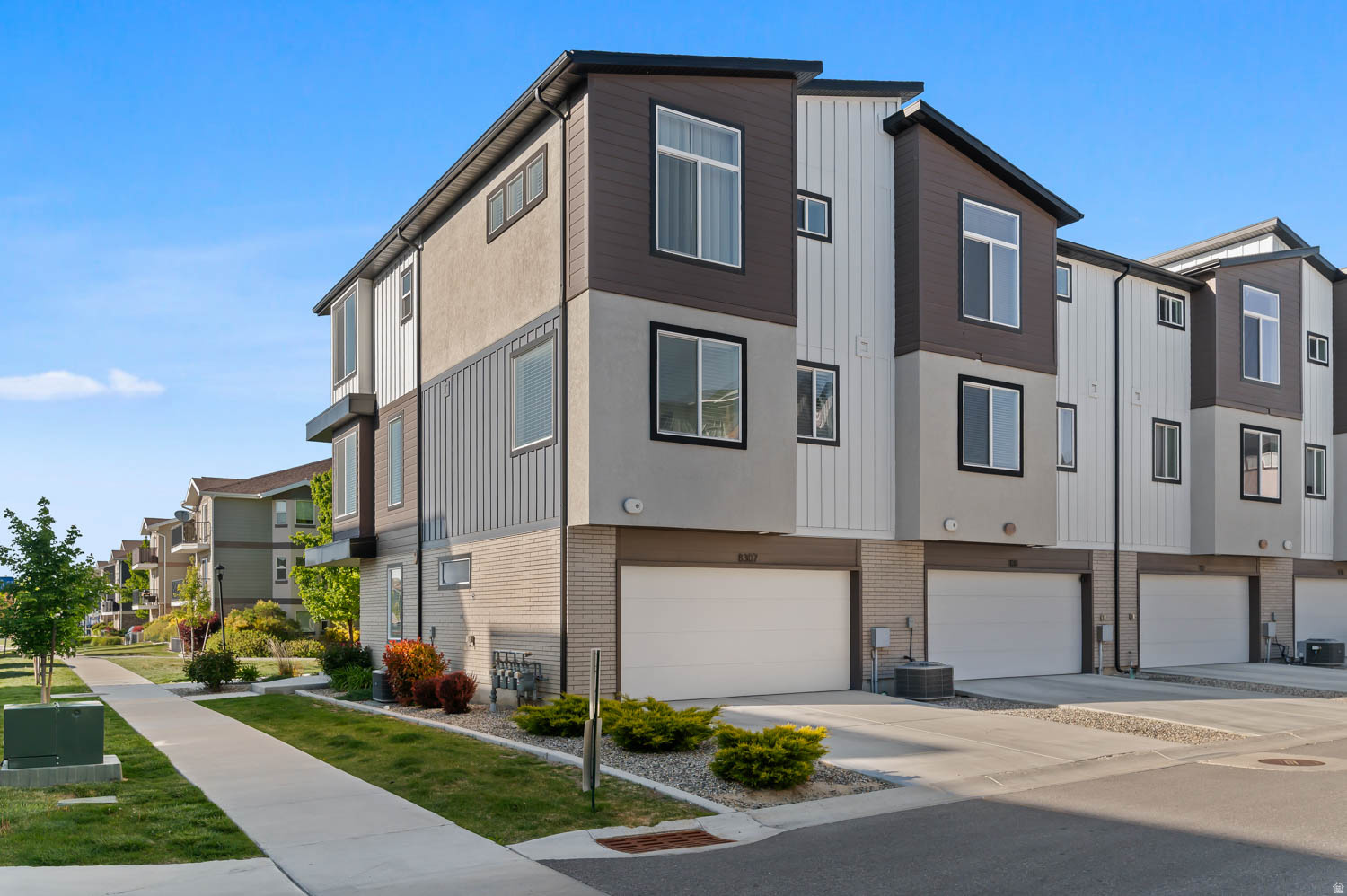 PRINCETON TERRACE - Residential
