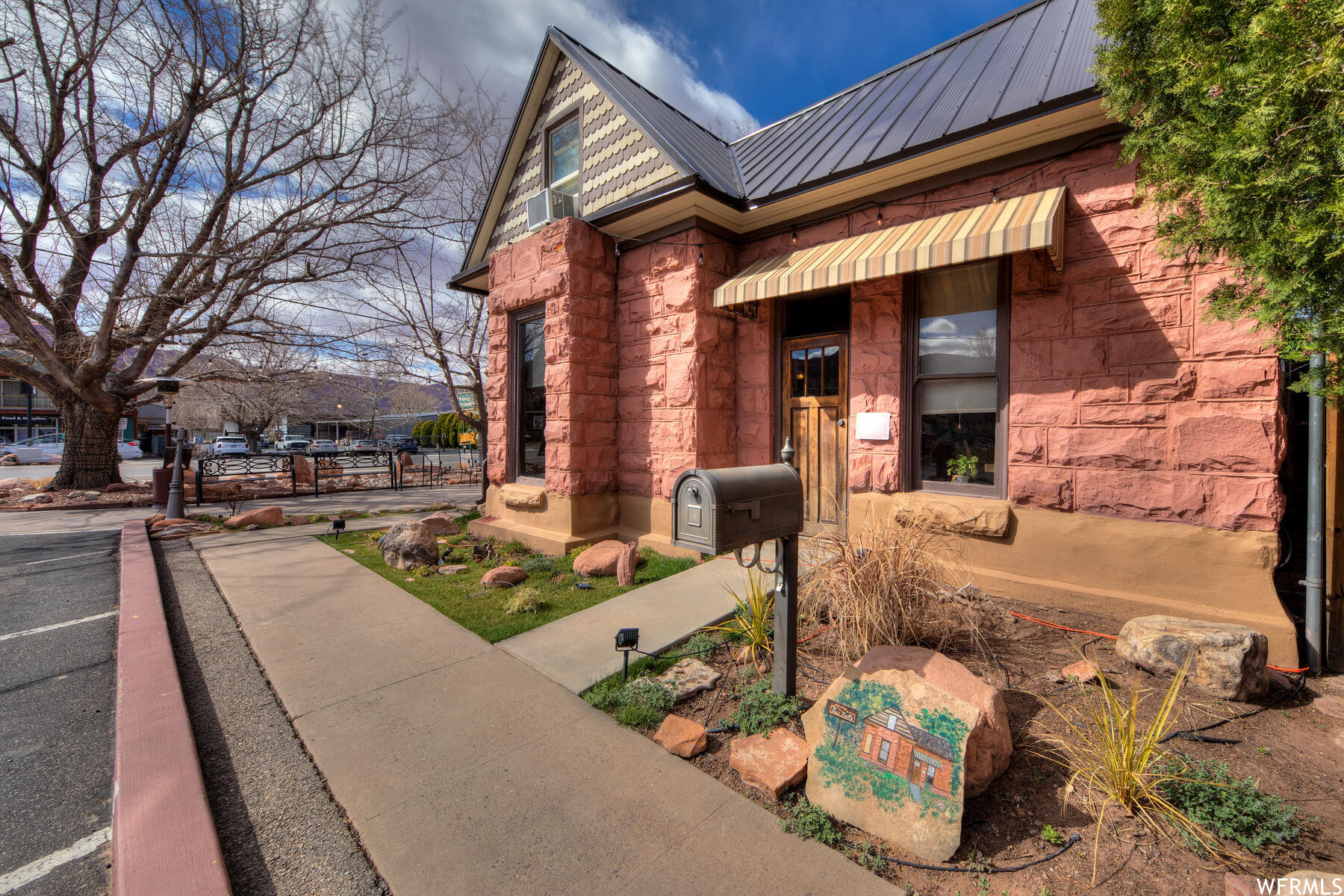 MOAB TOWNSITE - Commercial Sale