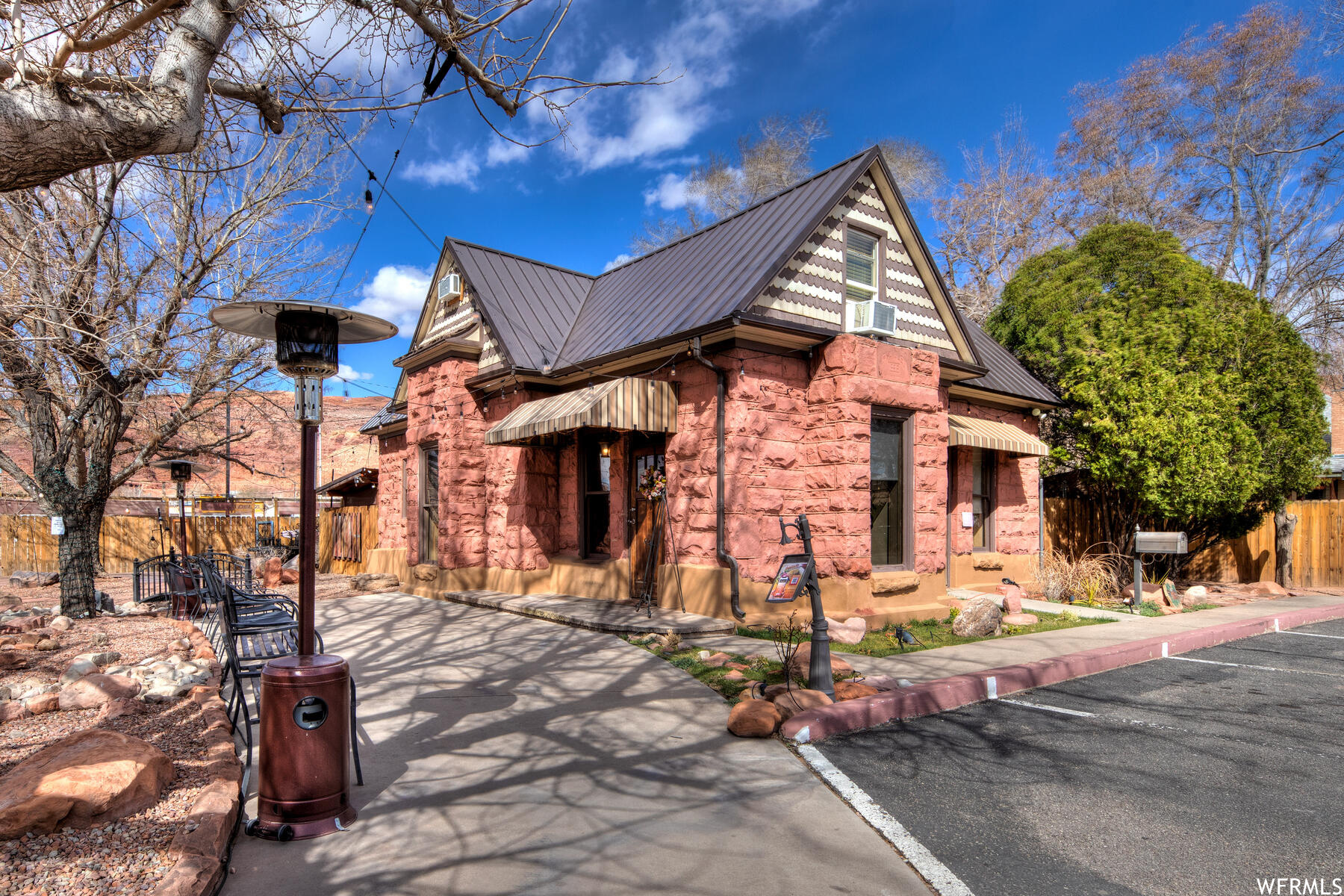 MOAB TOWNSITE - Commercial Sale