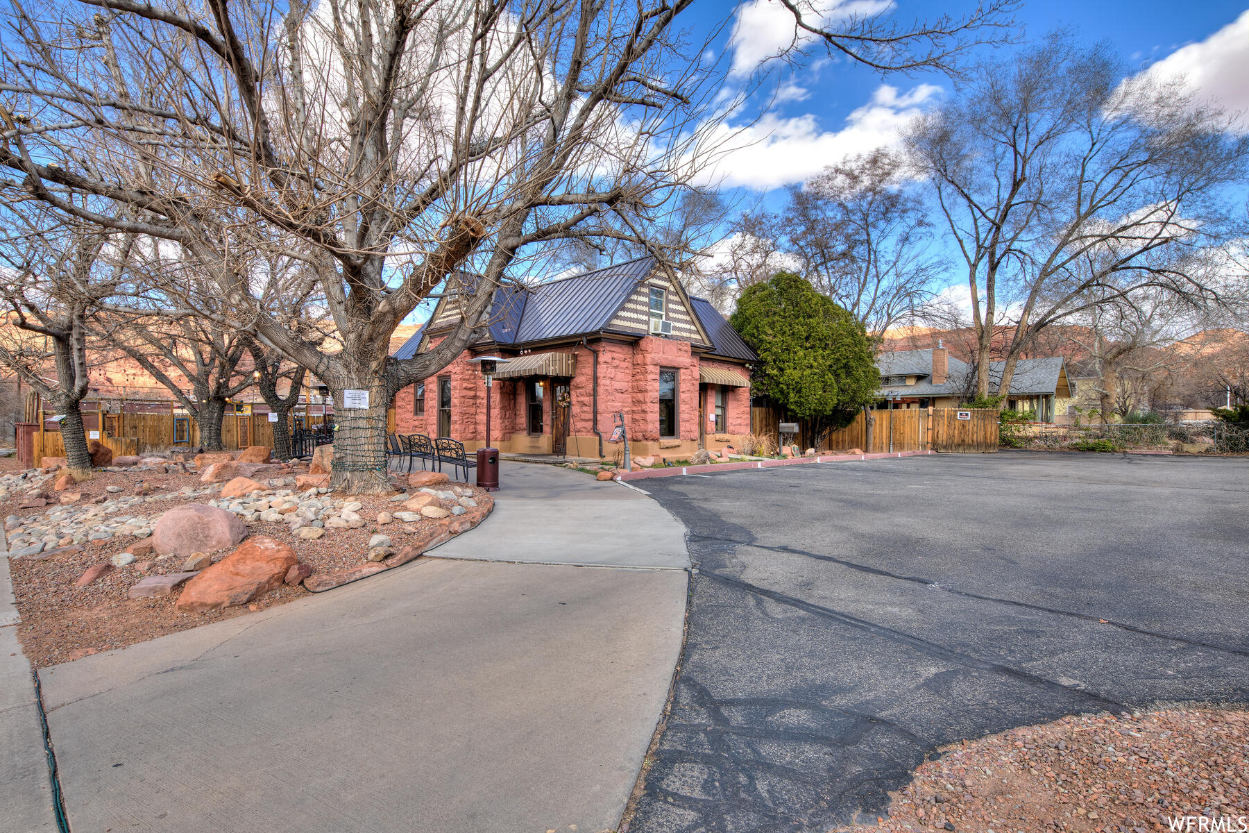 MOAB TOWNSITE - Commercial Sale