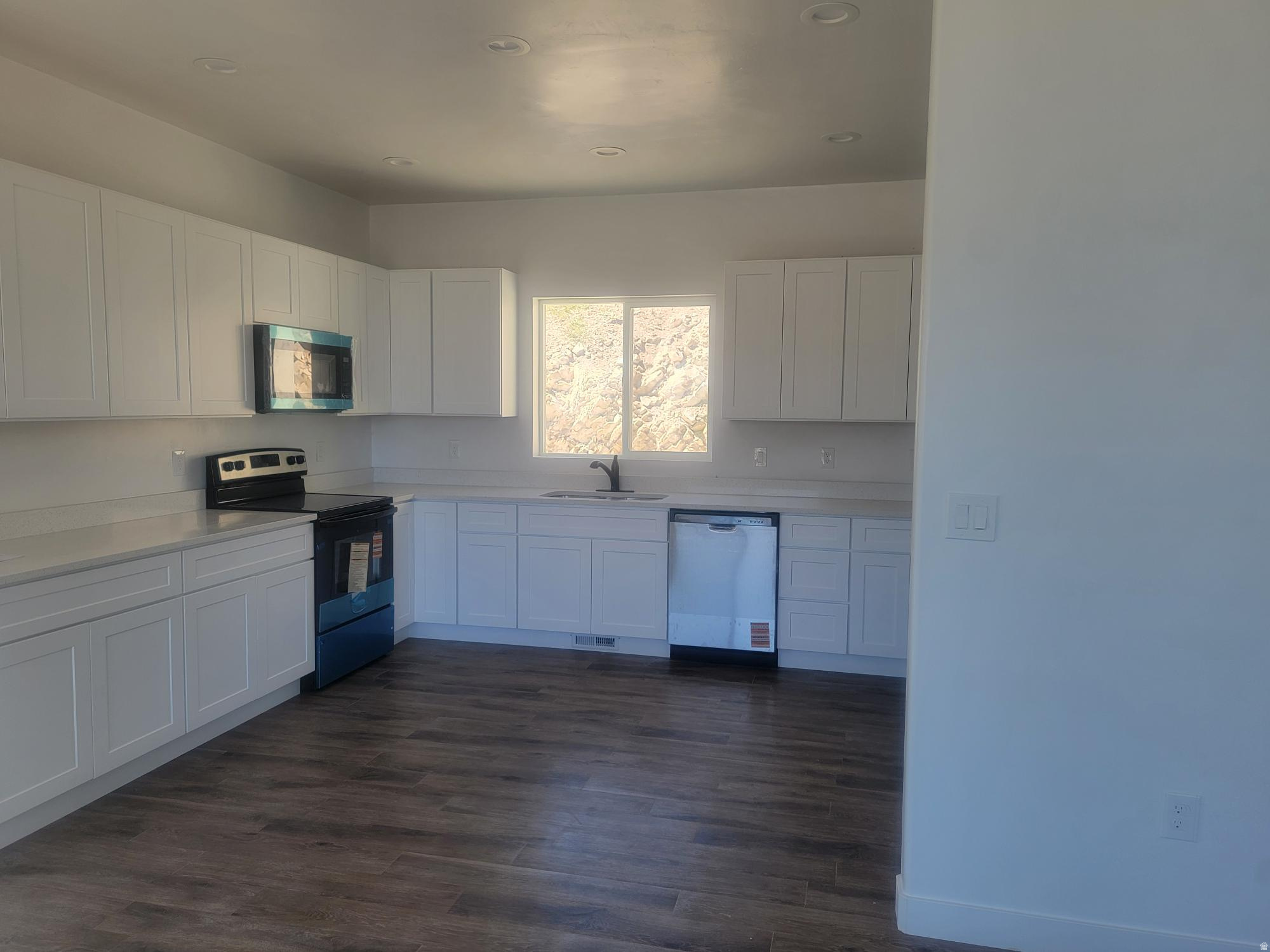 VALLEY VISTA - Residential