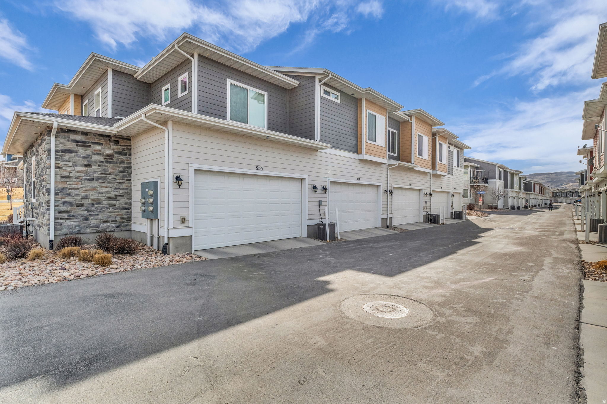 COBALT VILLAGE - Residential