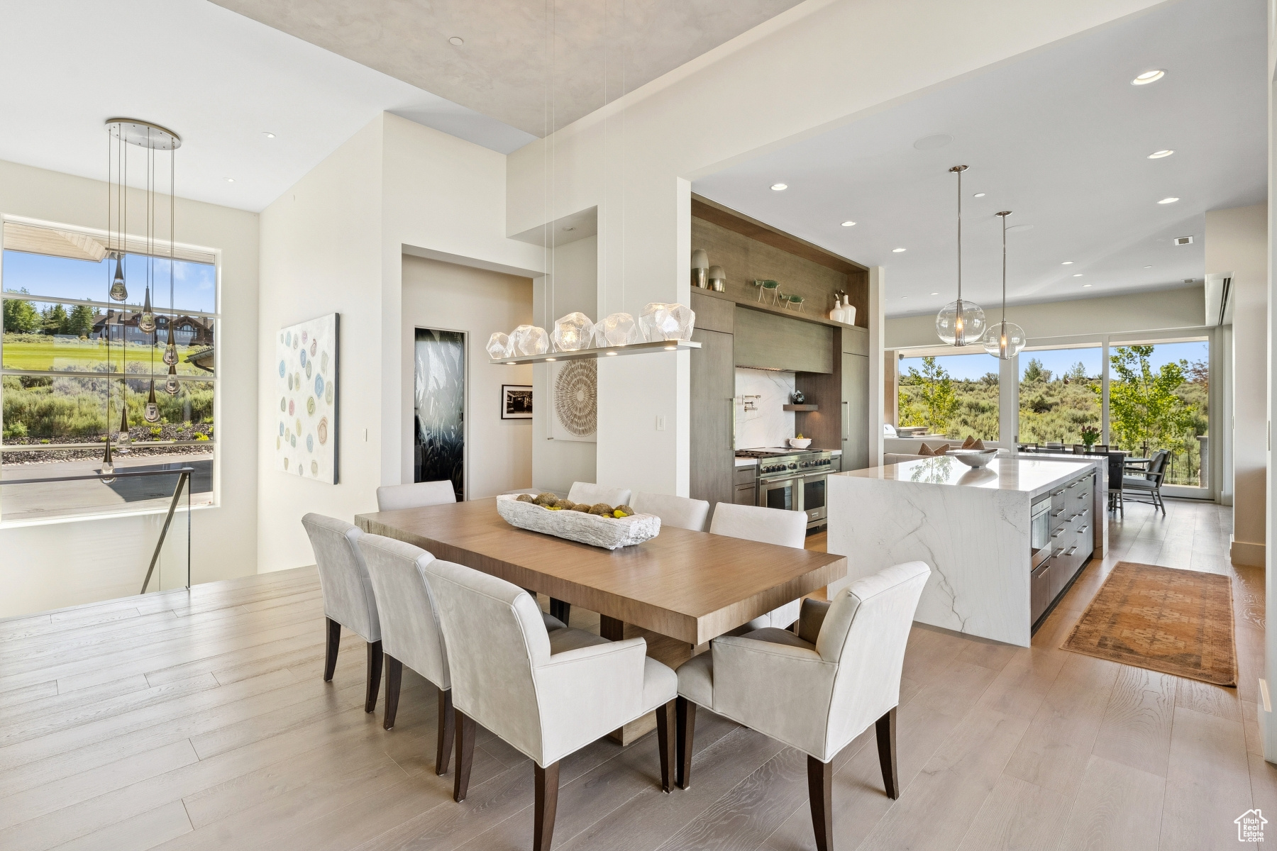 WEST HILLS - Residential