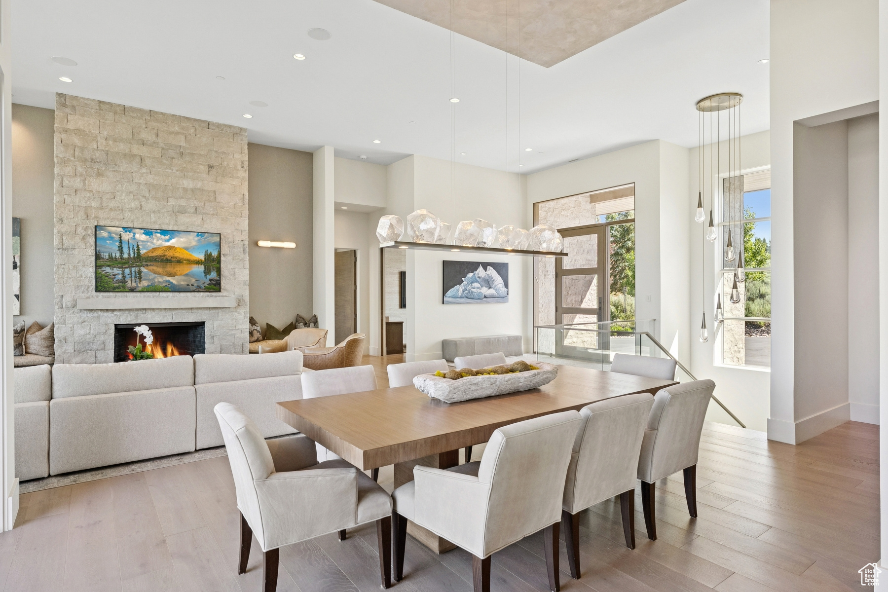 WEST HILLS - Residential