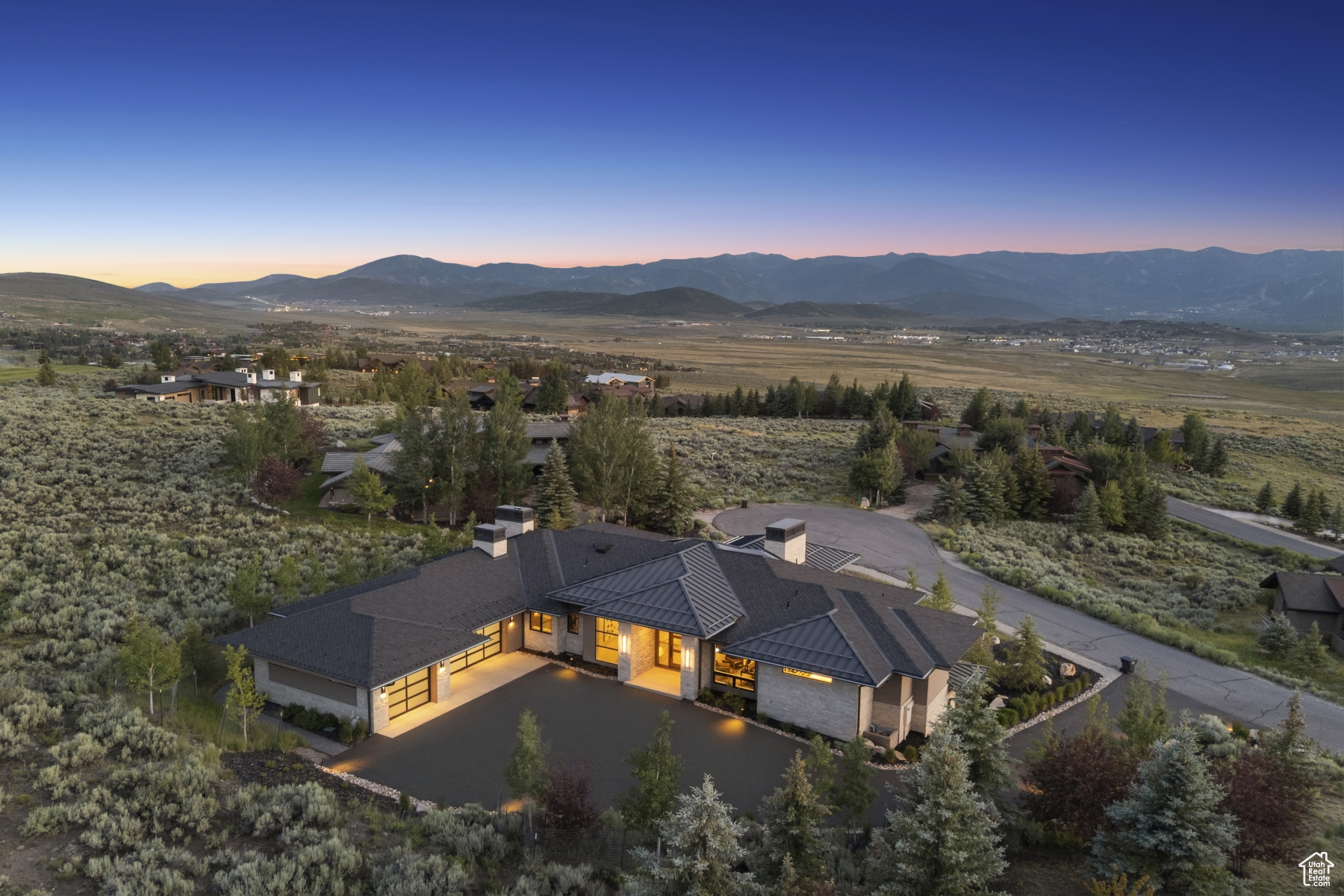 WEST HILLS - Residential
