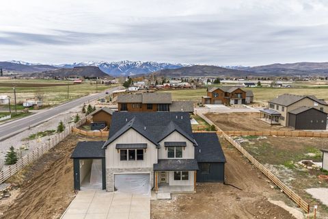 Tiny photo for 850 LAZY WAY #8, Francis, UT 84036 (MLS # 2146344)