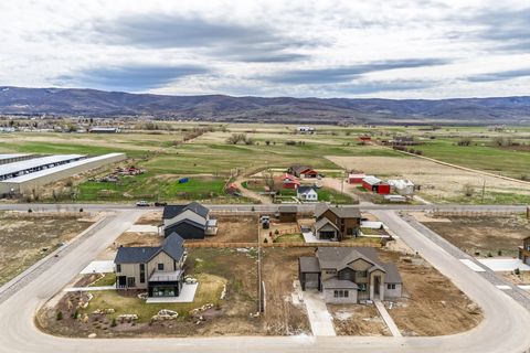 Tiny photo for 850 LAZY WAY #8, Francis, UT 84036 (MLS # 2146344)