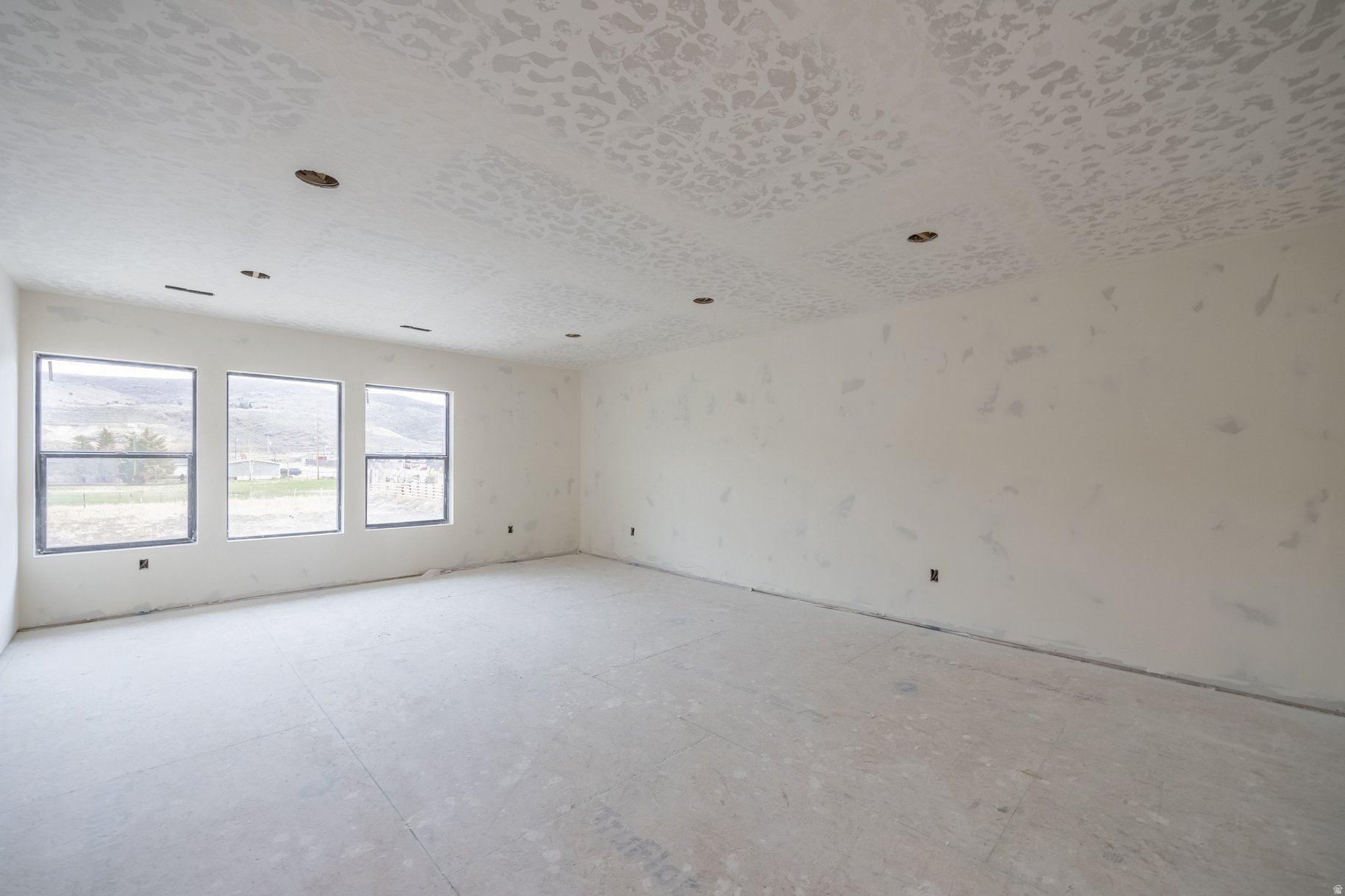 FRONTIER ACRES - Residential