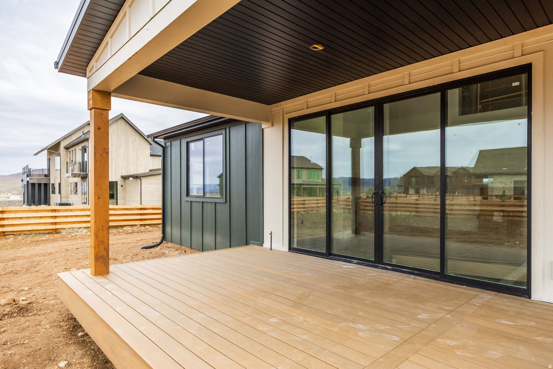 FRONTIER ACRES - Residential