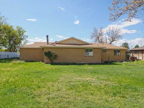Tiny photo for 896 W 4800 S, Taylorsville, UT 84123 (MLS # 2149800)