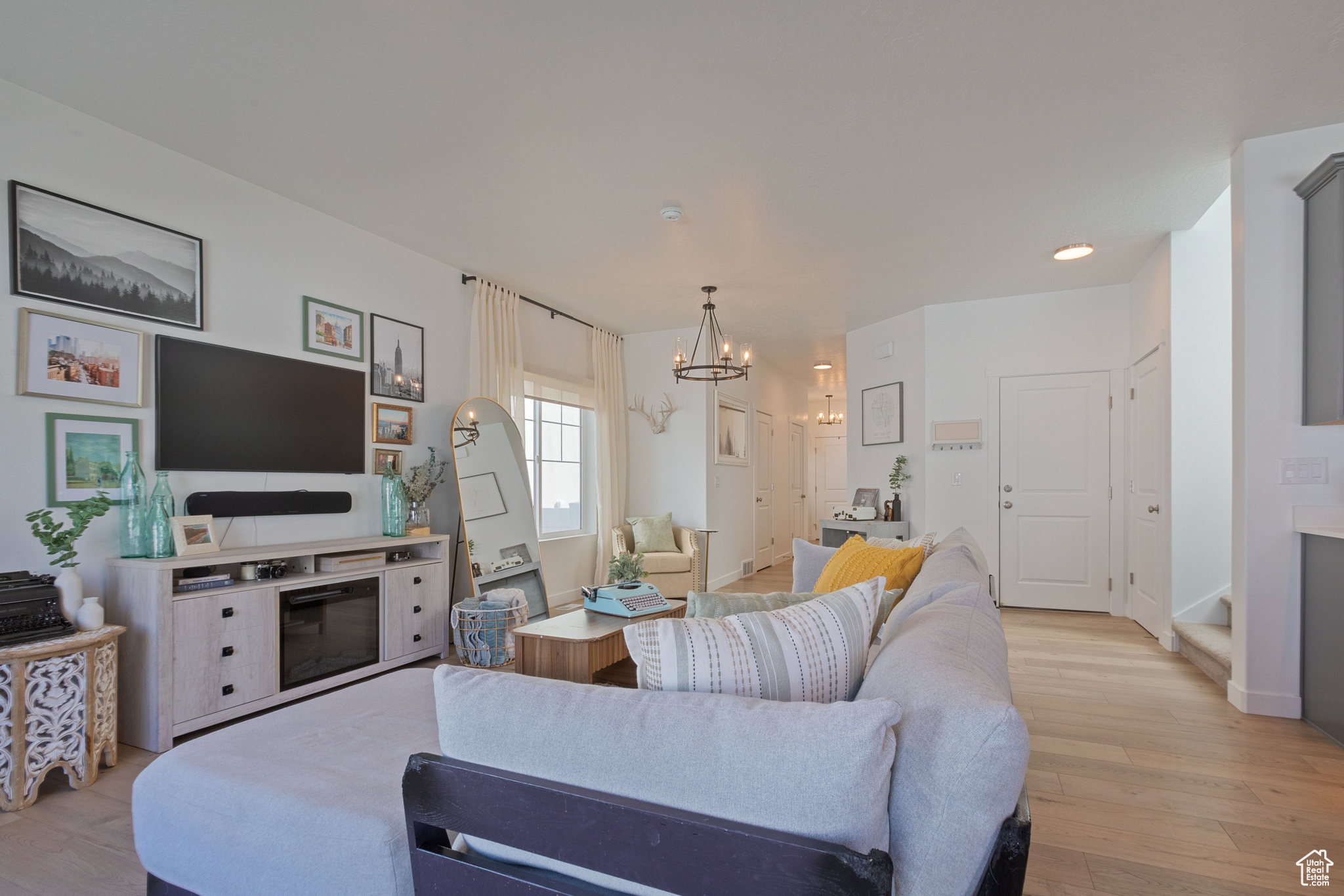 GABLERS GROVE CTG410 - Residential